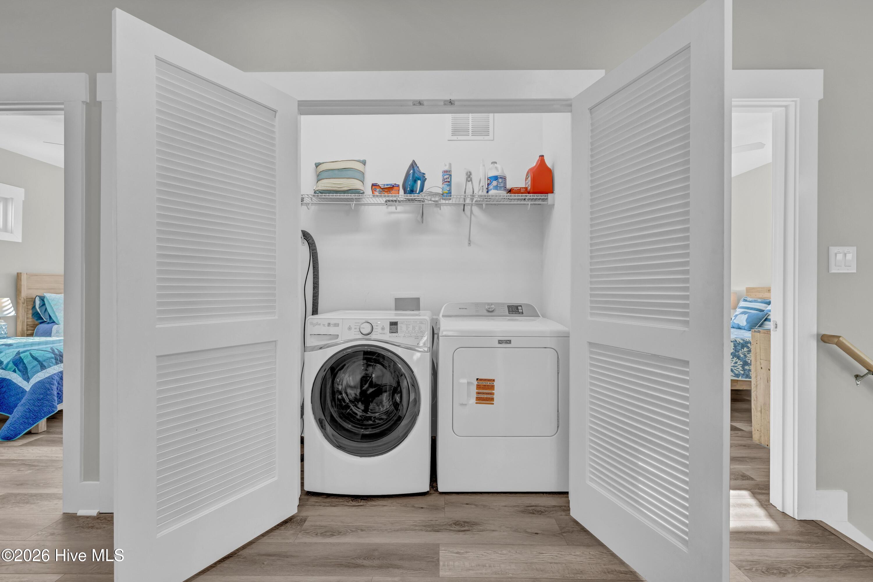 100549808 | Photo 25