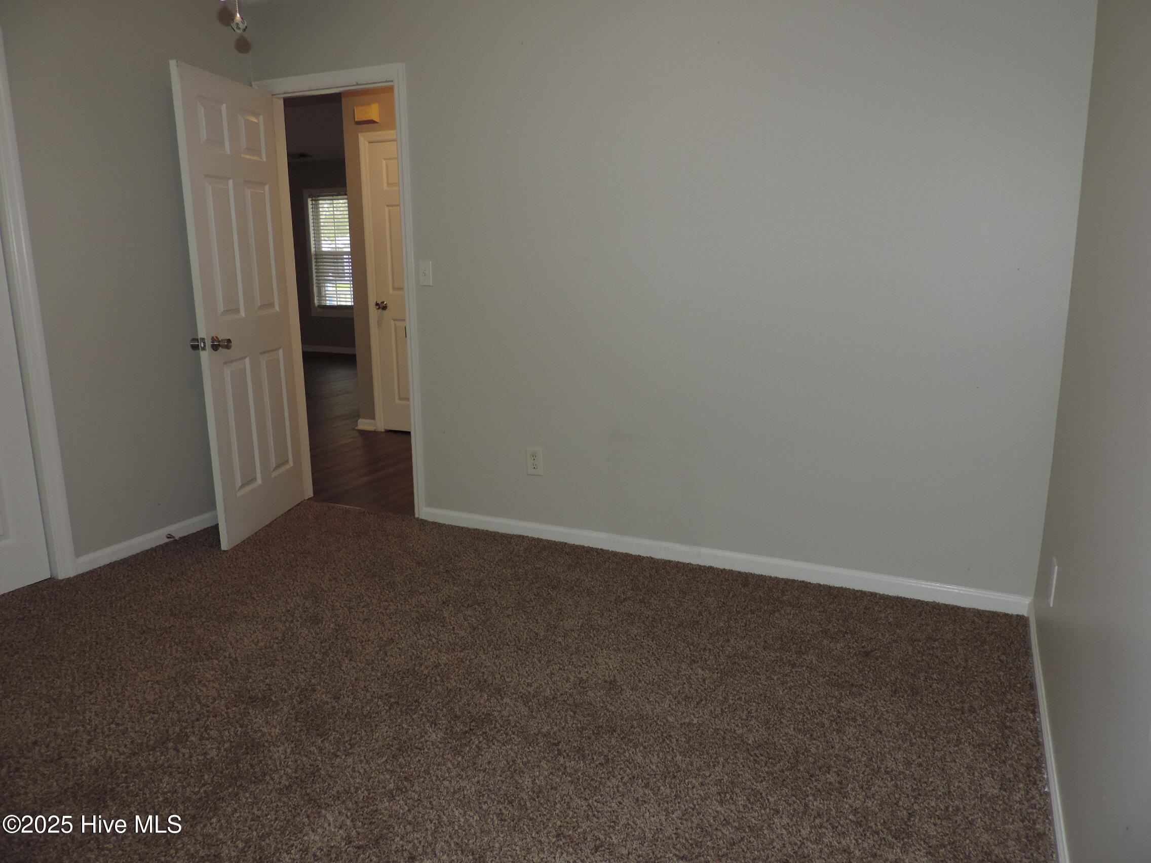 5801 County Line Road,New Bern
