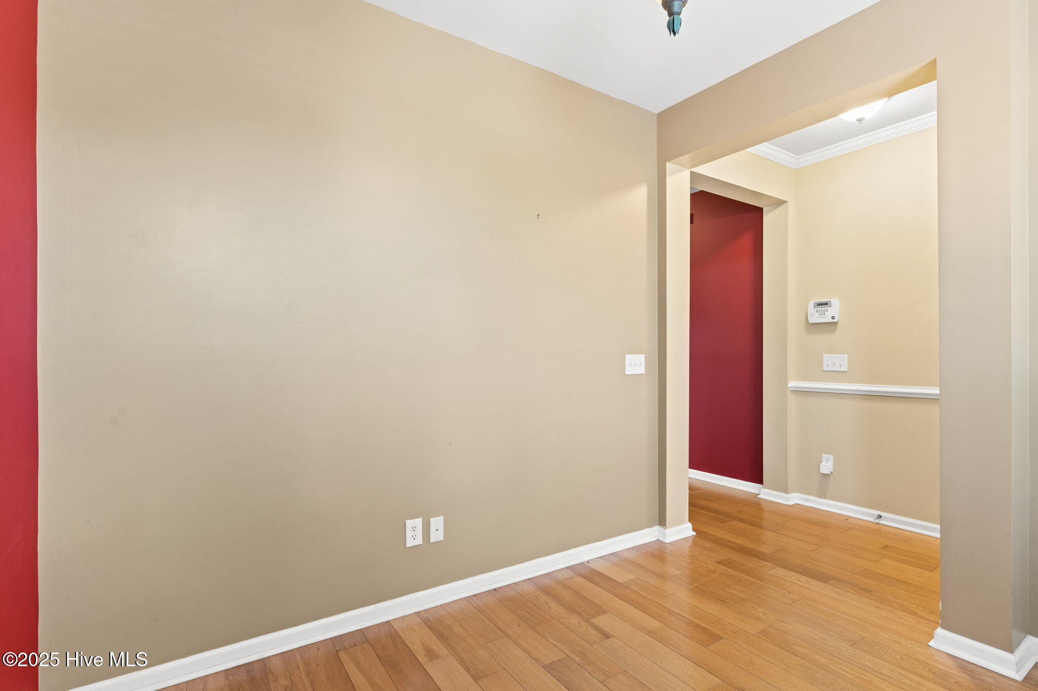 35-web-or-mls-CAMMediaLLC.com-07646