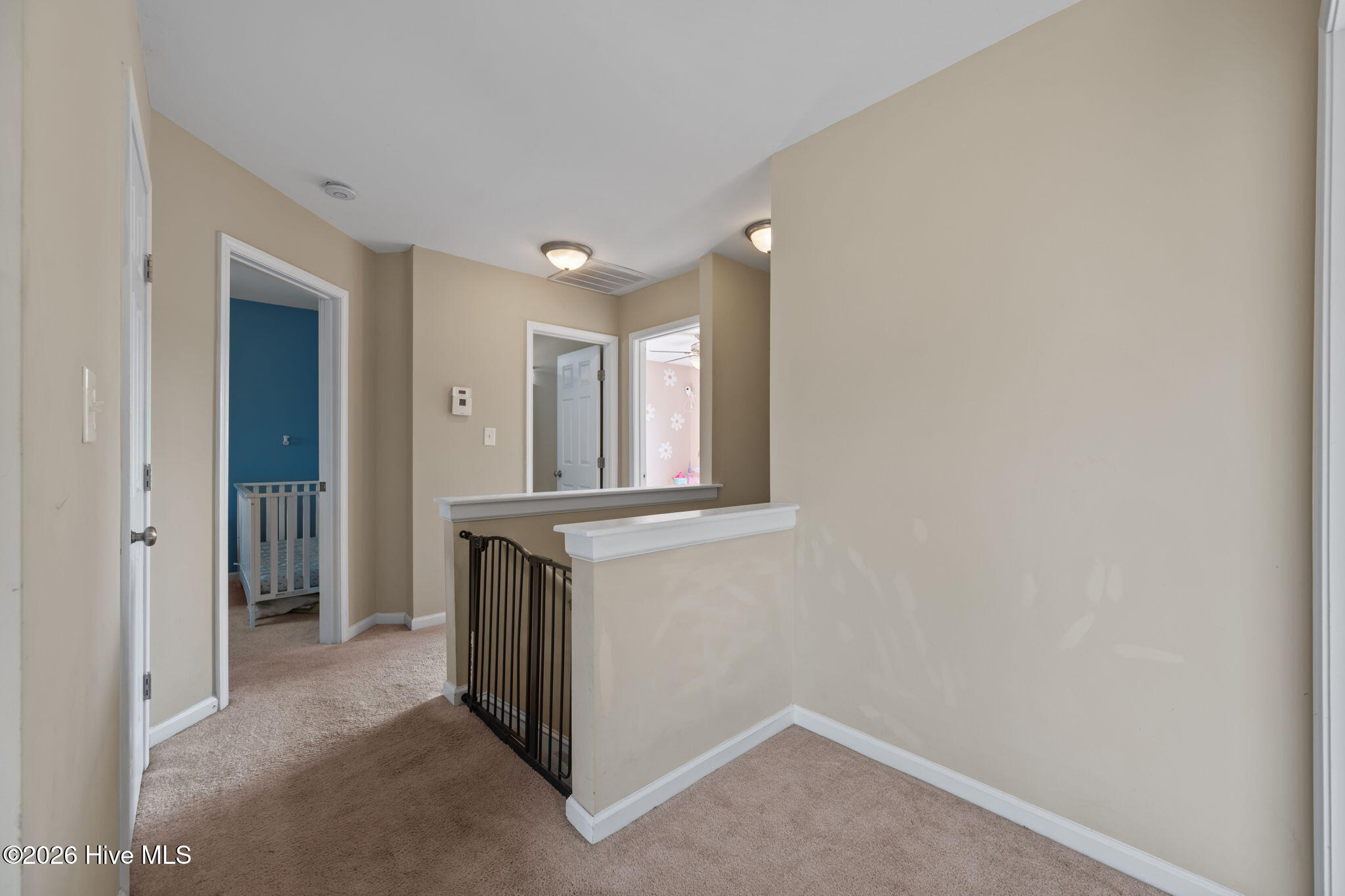 100547429 | Photo 22