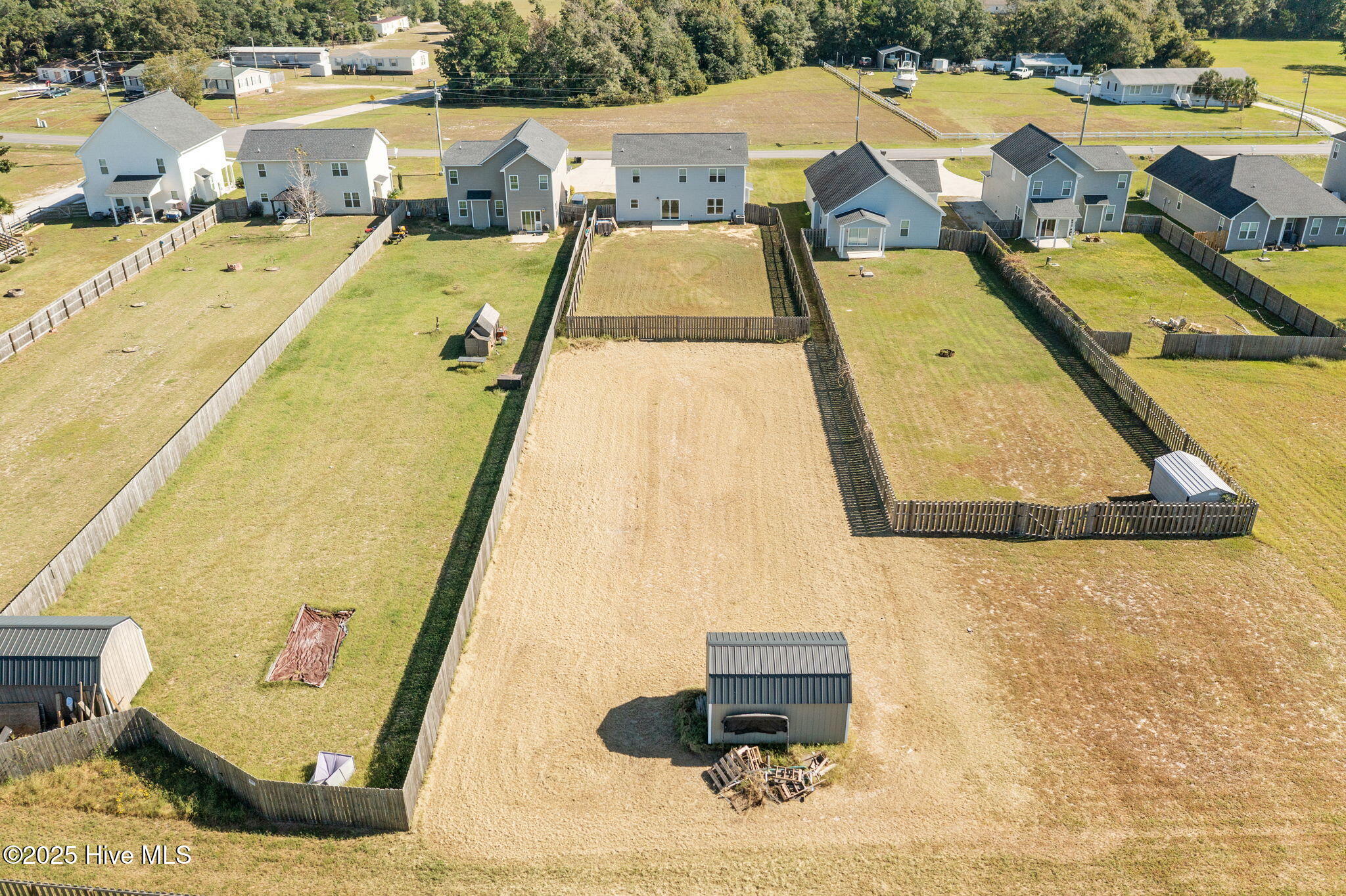 100541935 | Photo 39