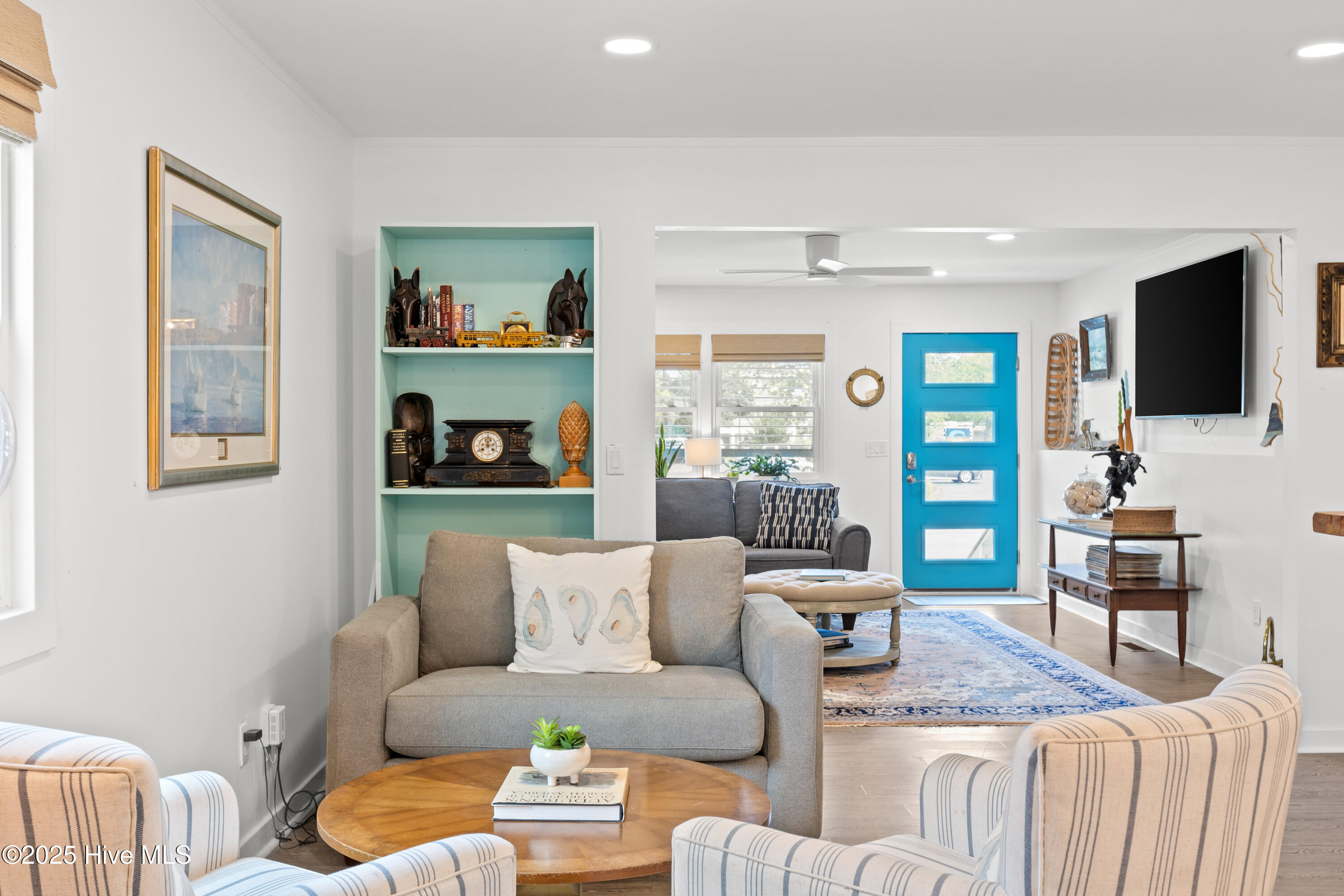 100567814 | Photo 47