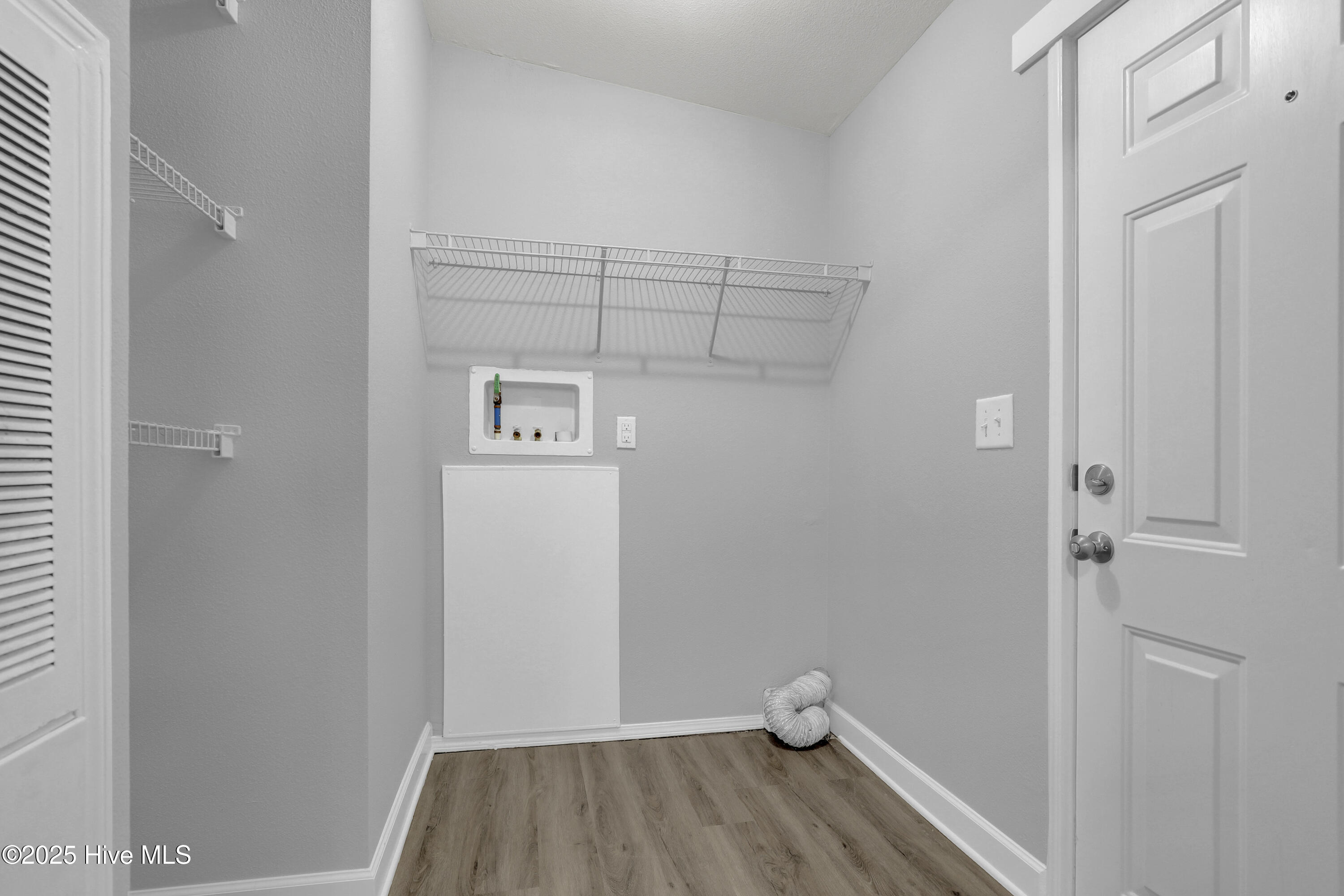 100543413 | Photo 14