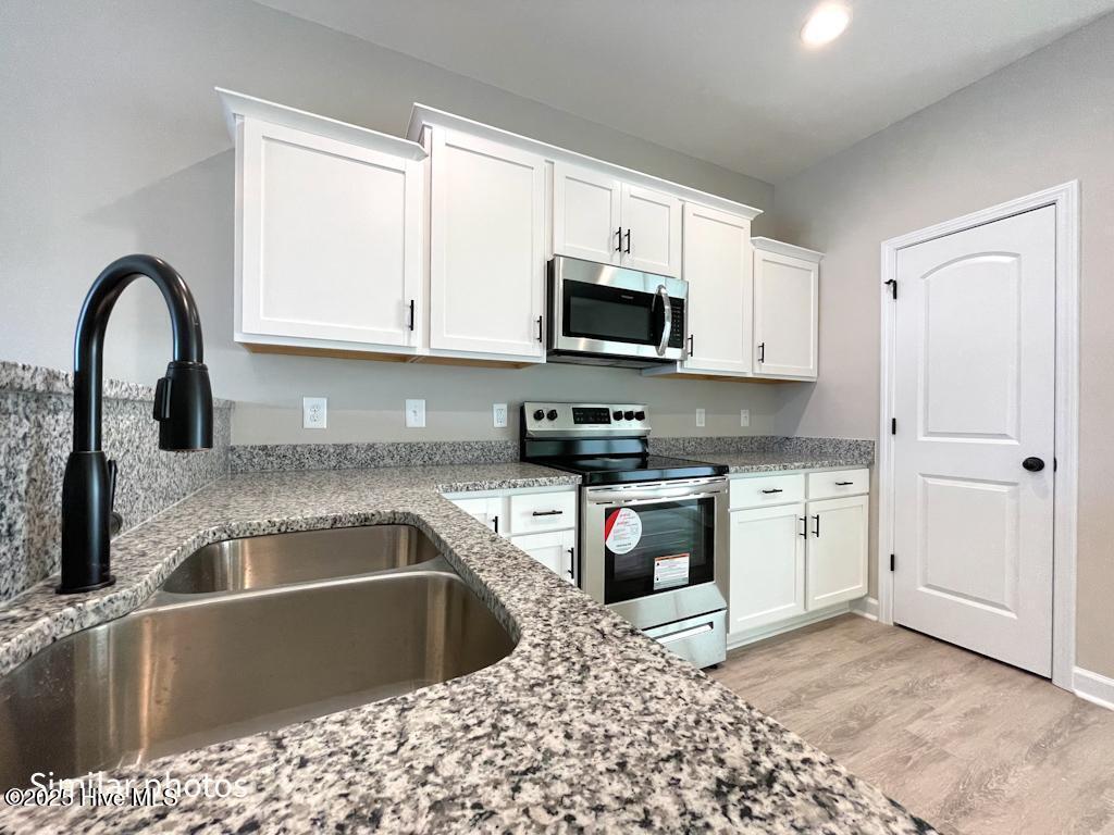 724 Cross Bridge Way, Sneads Ferry, NC, 28460