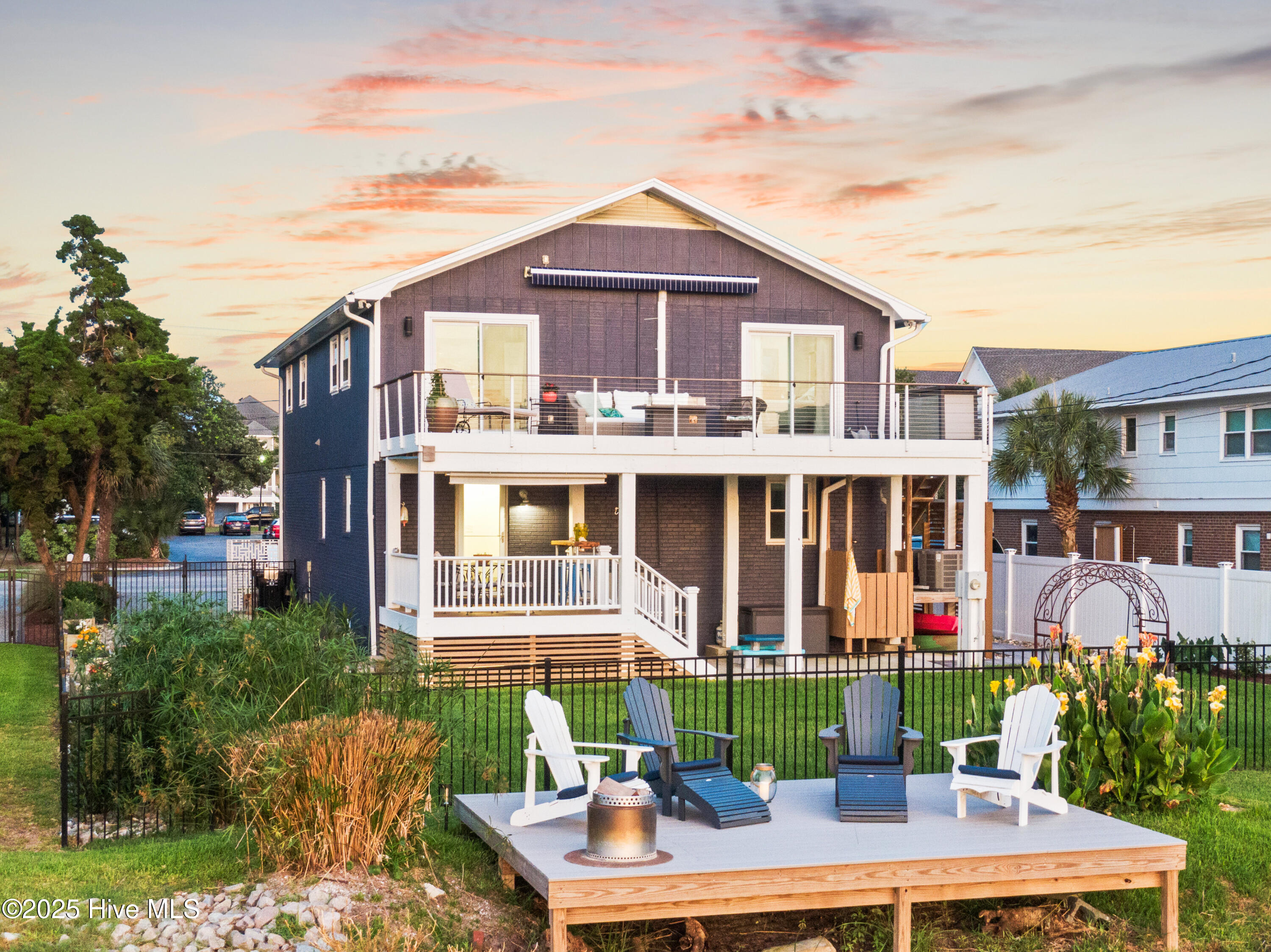 100567814 | Photo 73