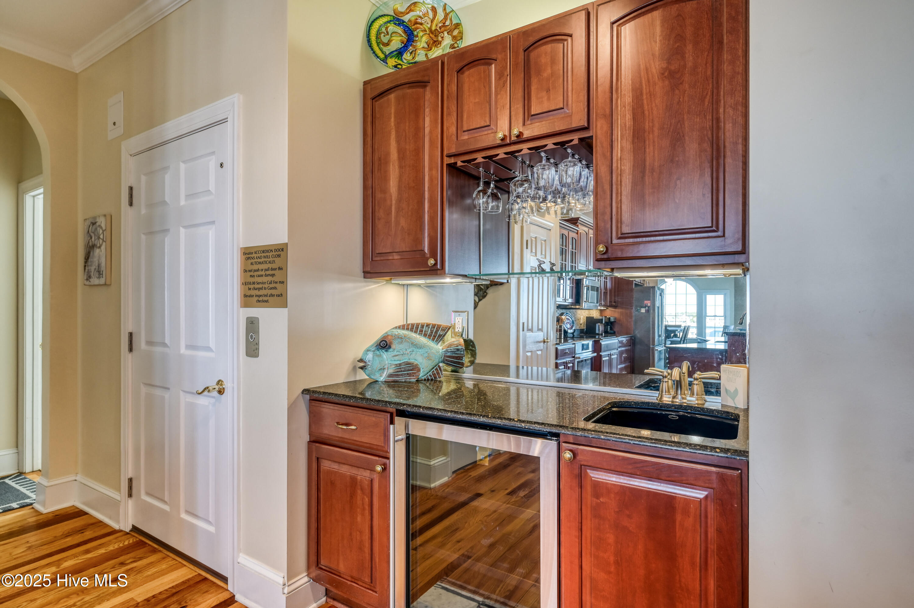 40 Sailview Drive, North Topsail Beach, NC 28460 – photo 22: Wet Bar1