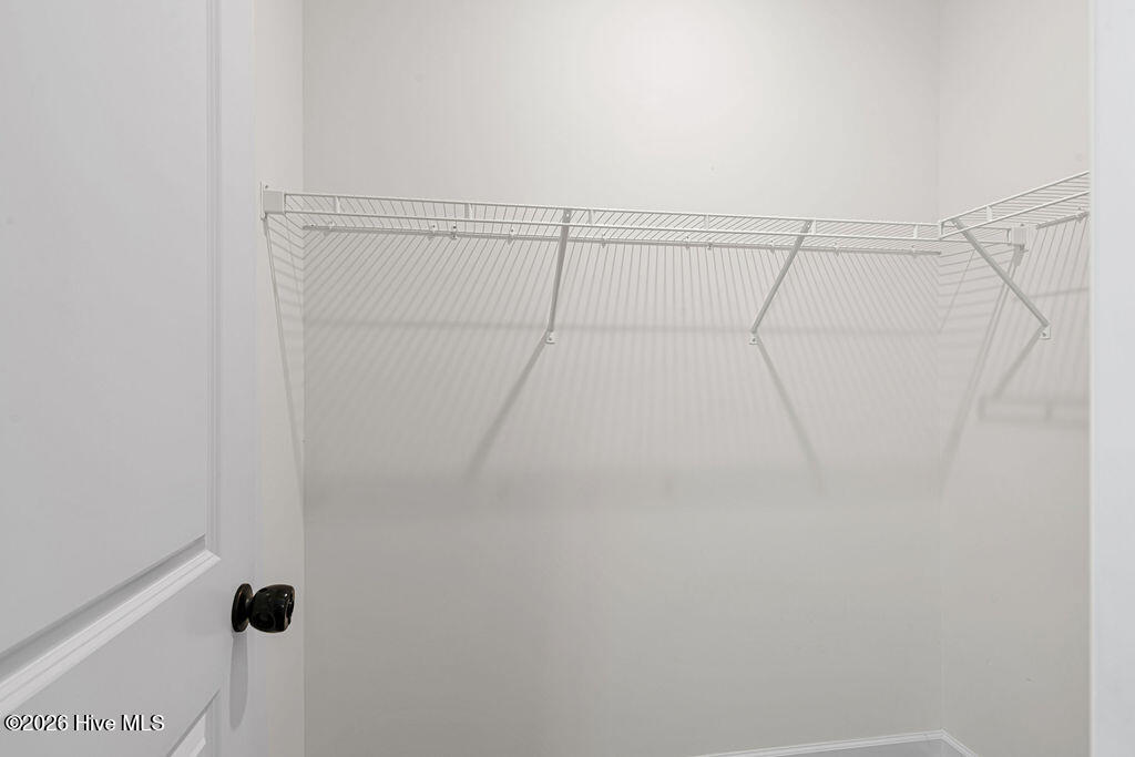 100552779 | Photo 38