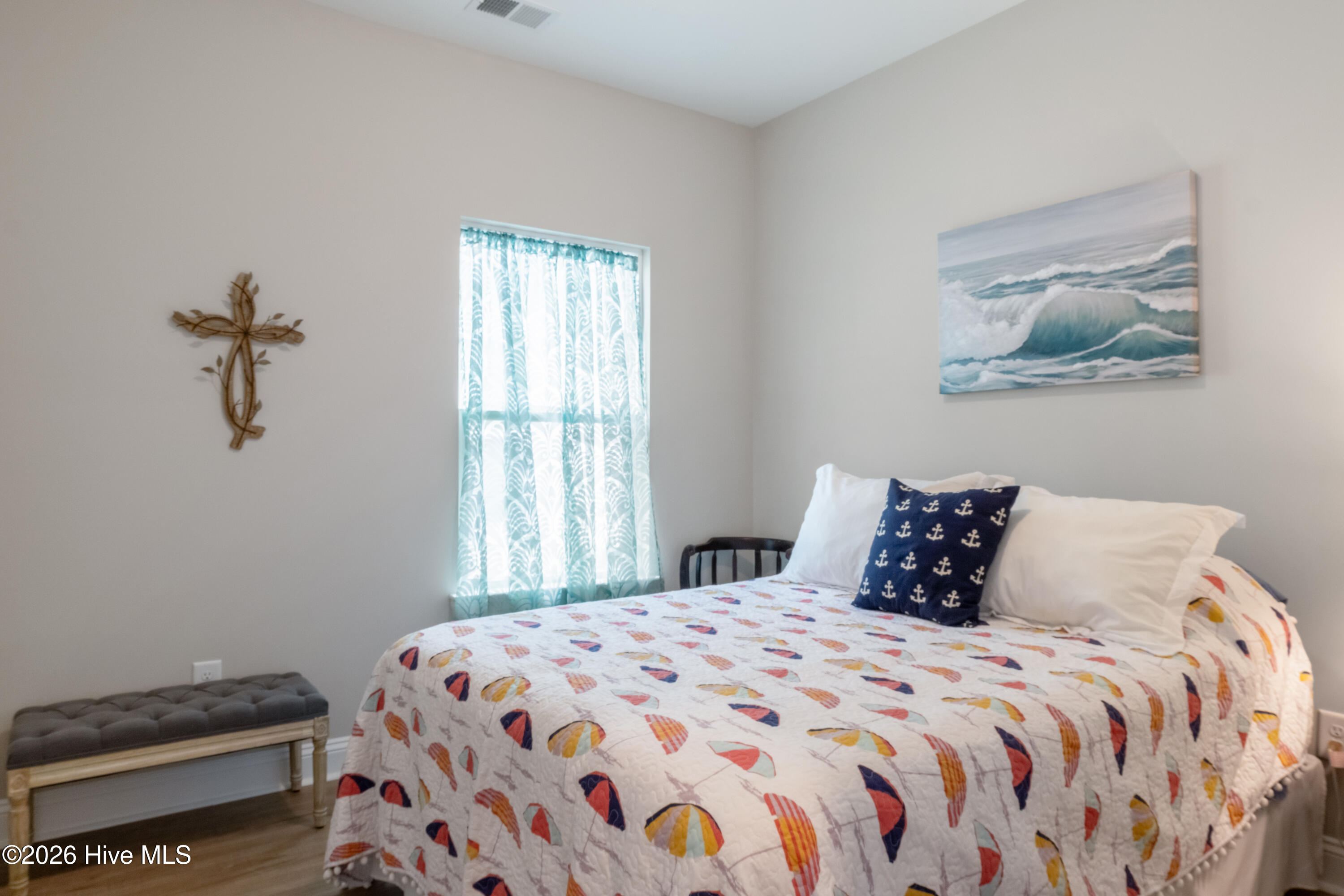 100557212 | Photo 15