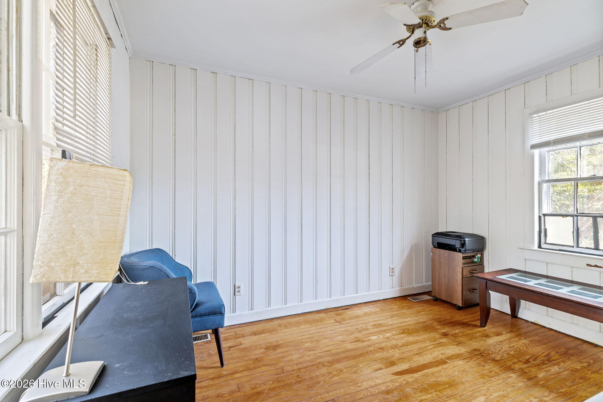 100555429 | Photo 21