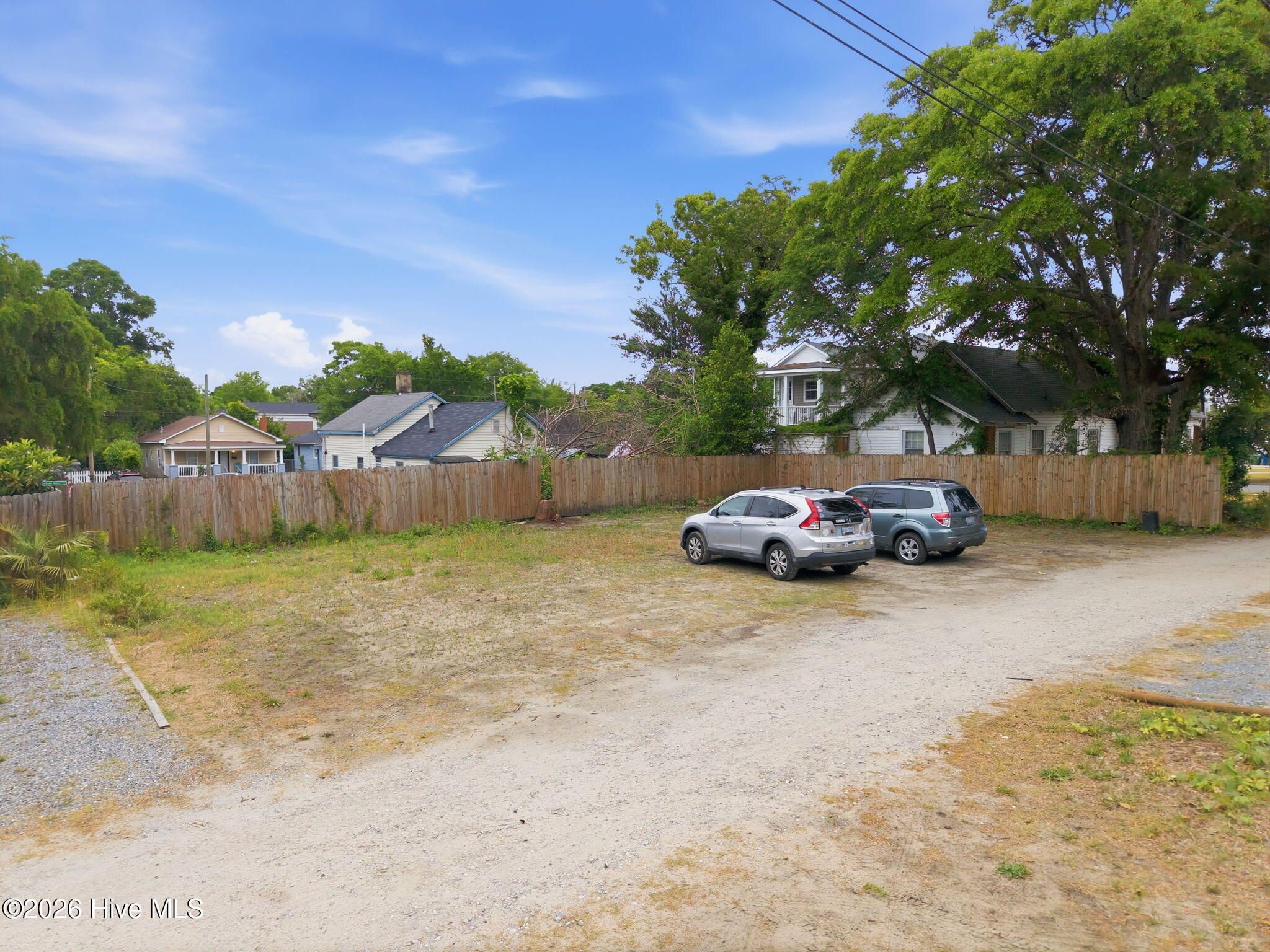 100570217 | Photo 20