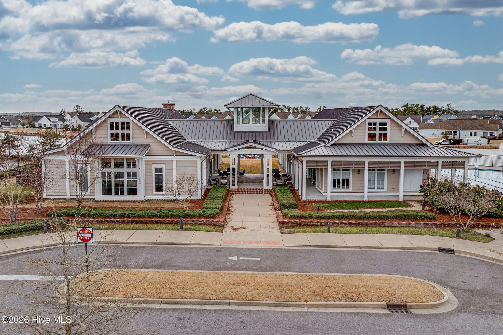 100554120 | Photo 58