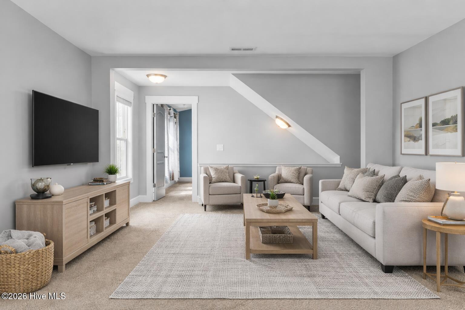 100562653 | Photo 38