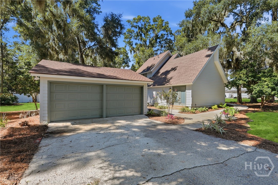 Photo 2 of Single family home for sale at 14710 Coffee Blf Rd, Savannah, GA 31419 | MLS# SA364260 | Listing updated on 2026-09-15
