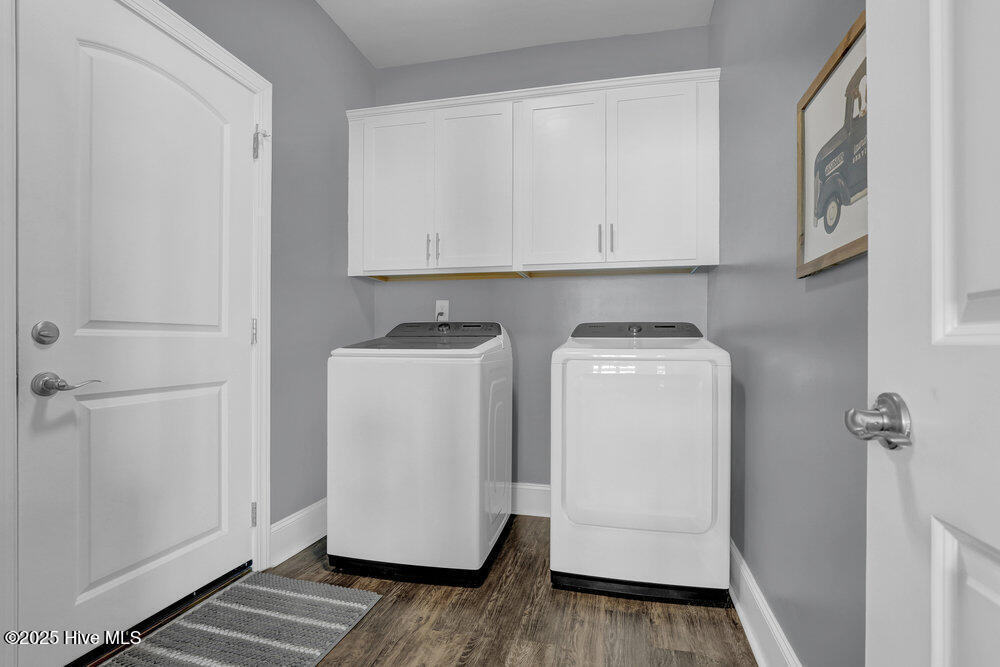 100543264 | Photo 20