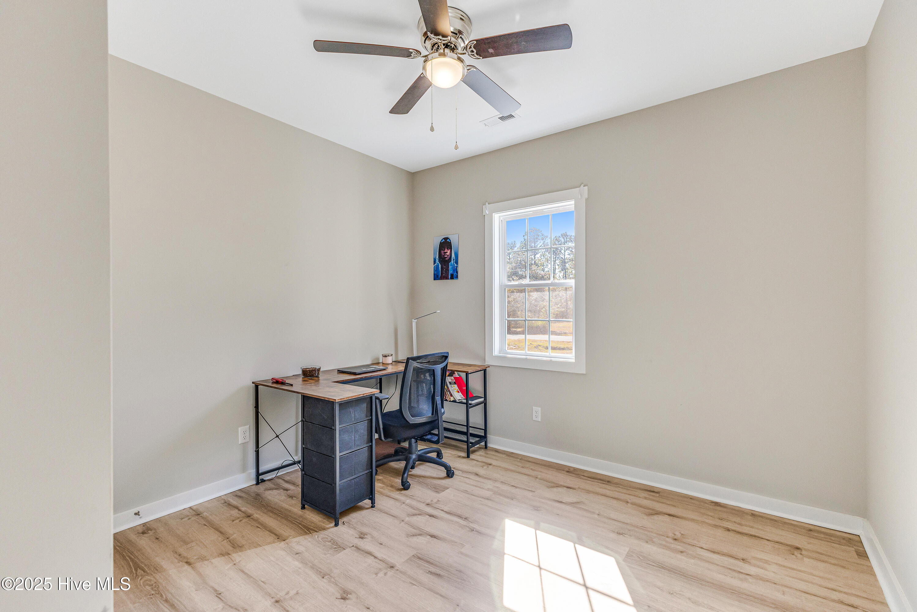 100542272 | Photo 19