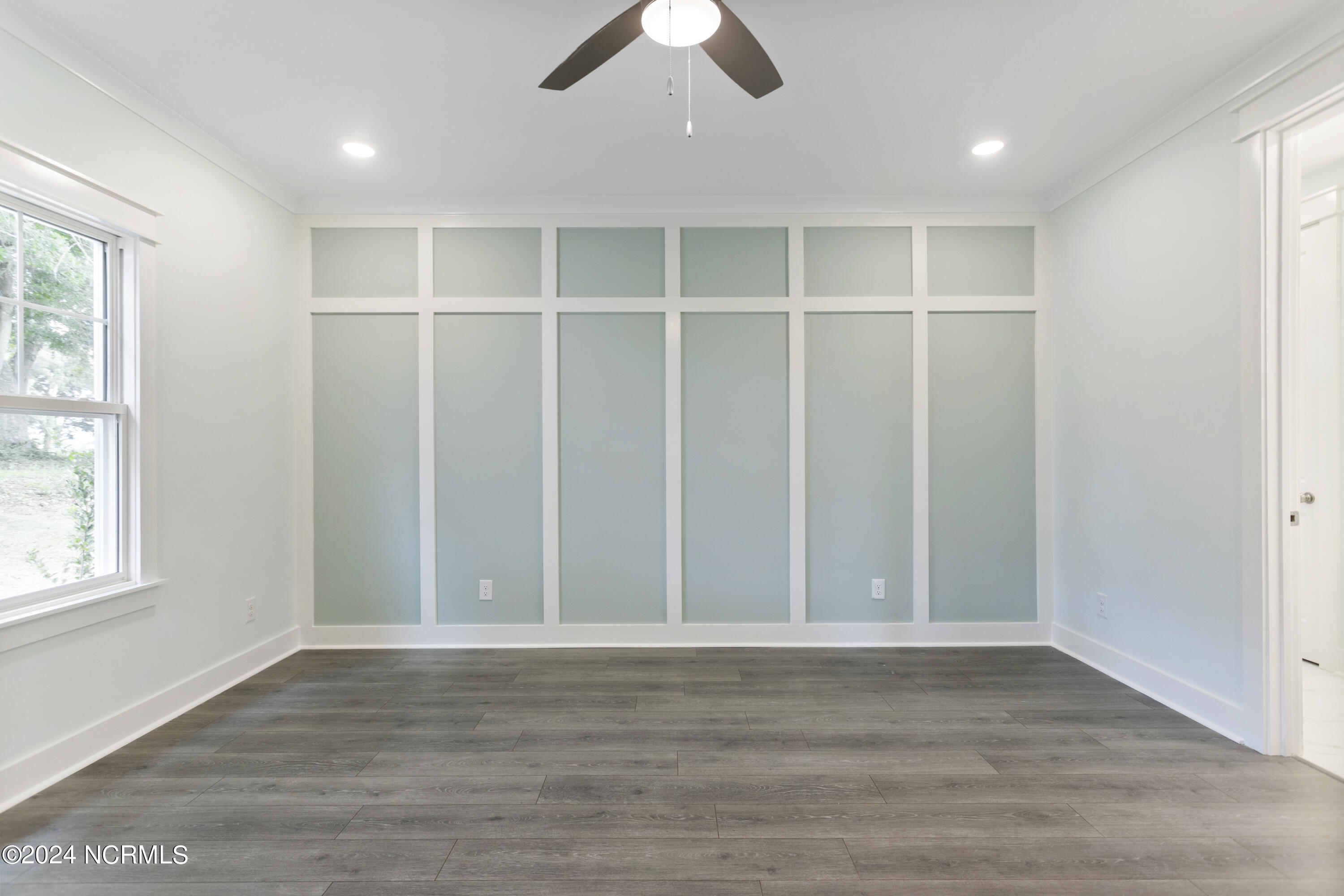 100543497 | Photo 19