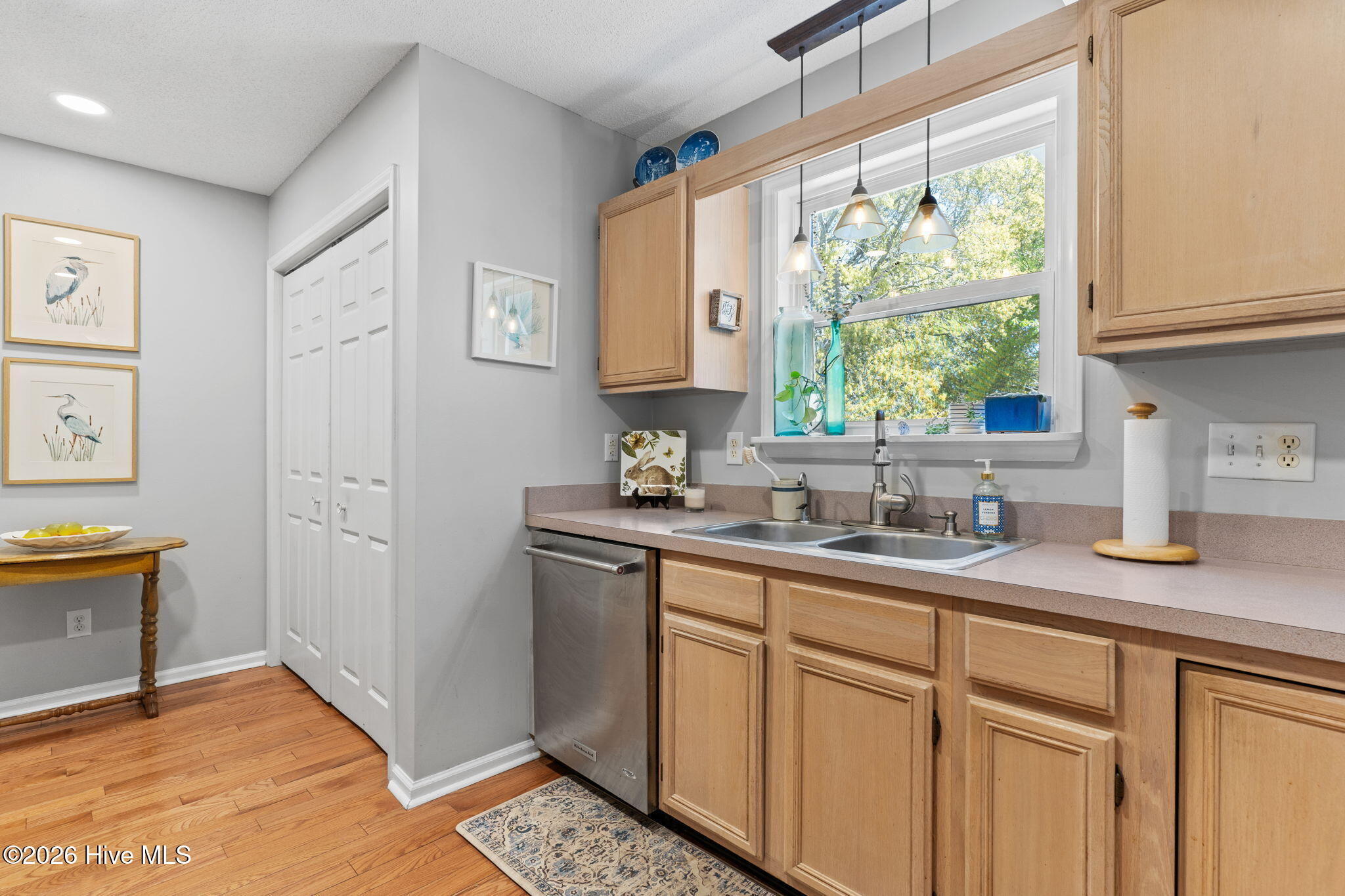 100567524 | Photo 16