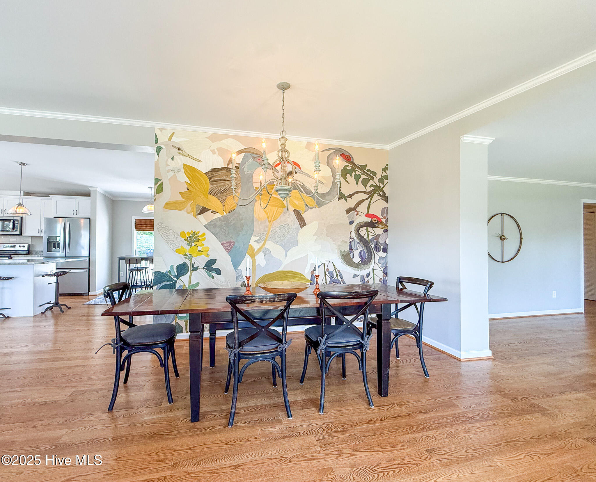 100516311 | Photo 12