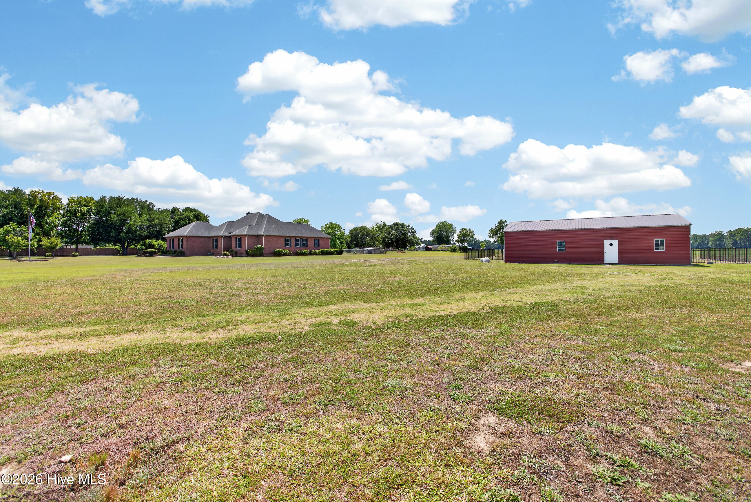 2732 White Oak River Road,Maysville