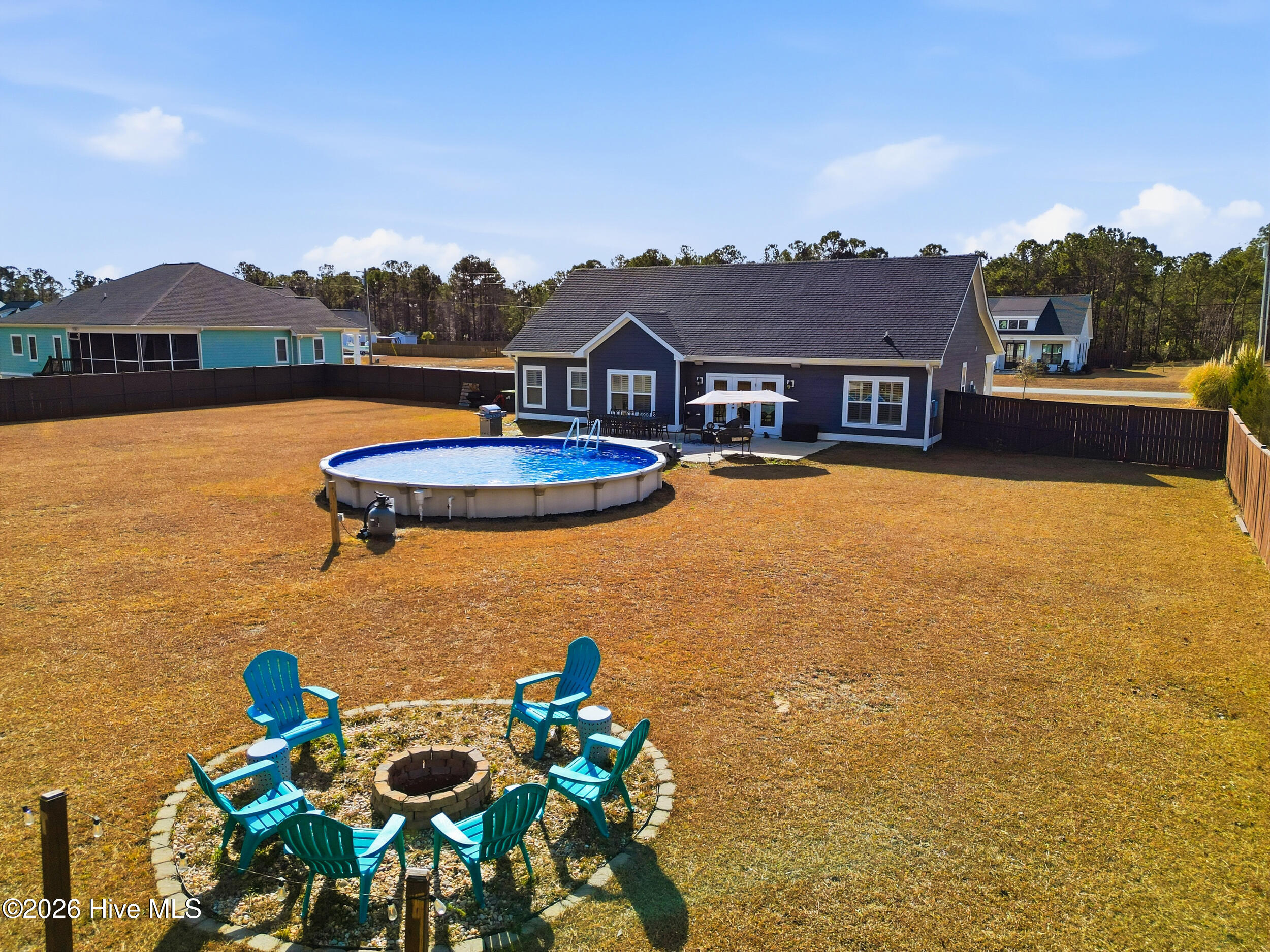 100551617 | Photo 41