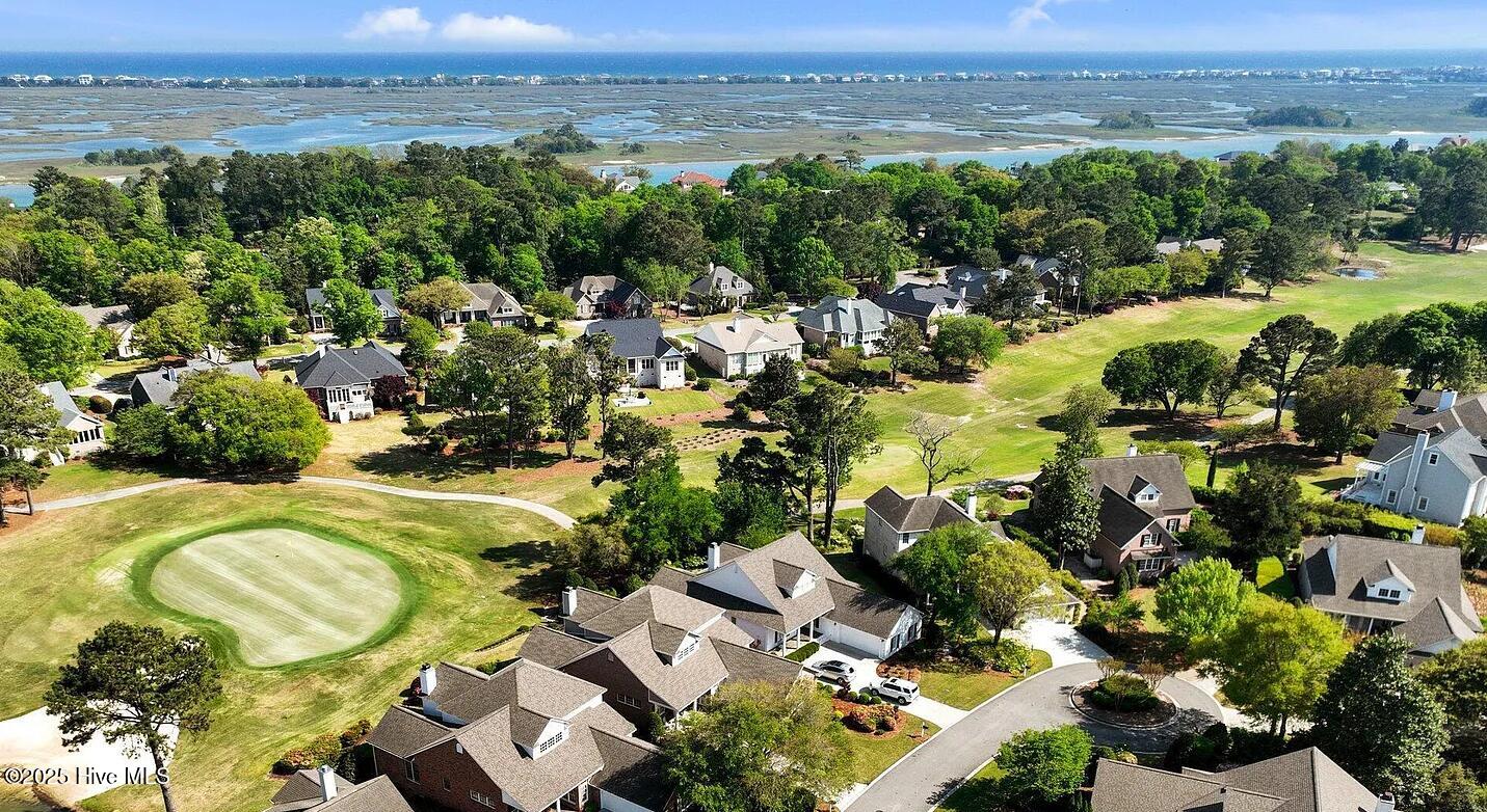 100520263 | Photo 45