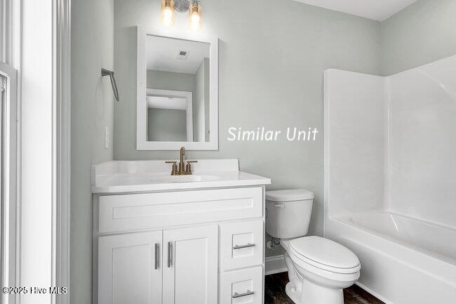 100543648 | Photo 23