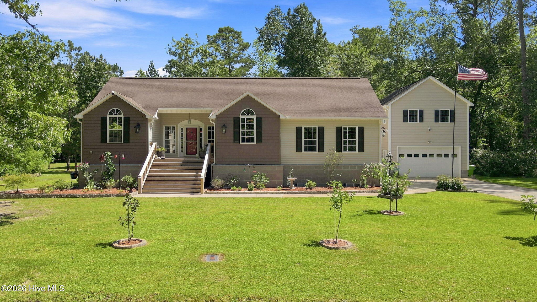 Photo 1 of Single family home for sale at 7116 Brigantine Blvd, Oriental, NC 28571 | MLS# 100606442 | Listing updated on 2026-10-05