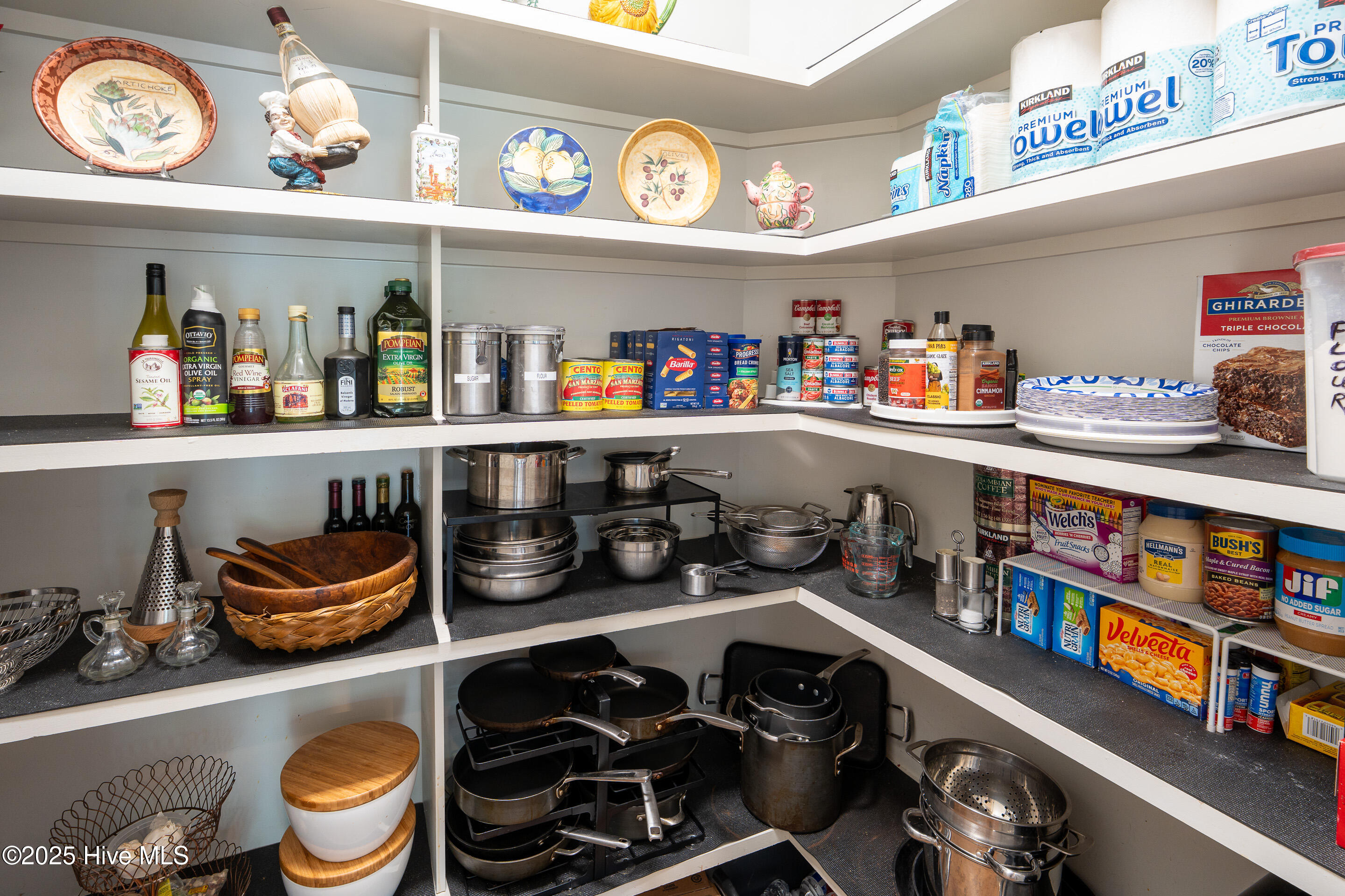 100522679 | Photo 19