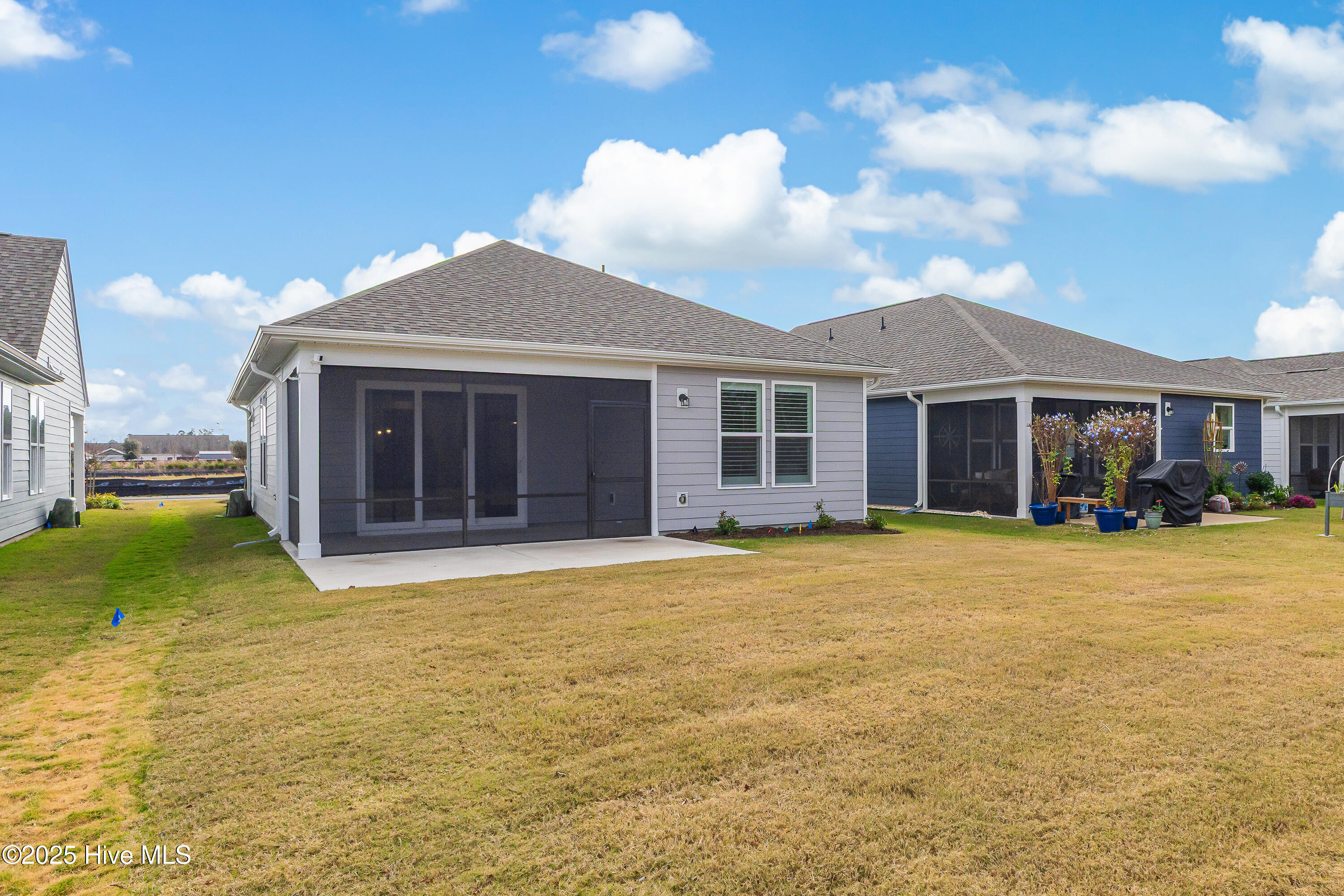 100543075 | Photo 20