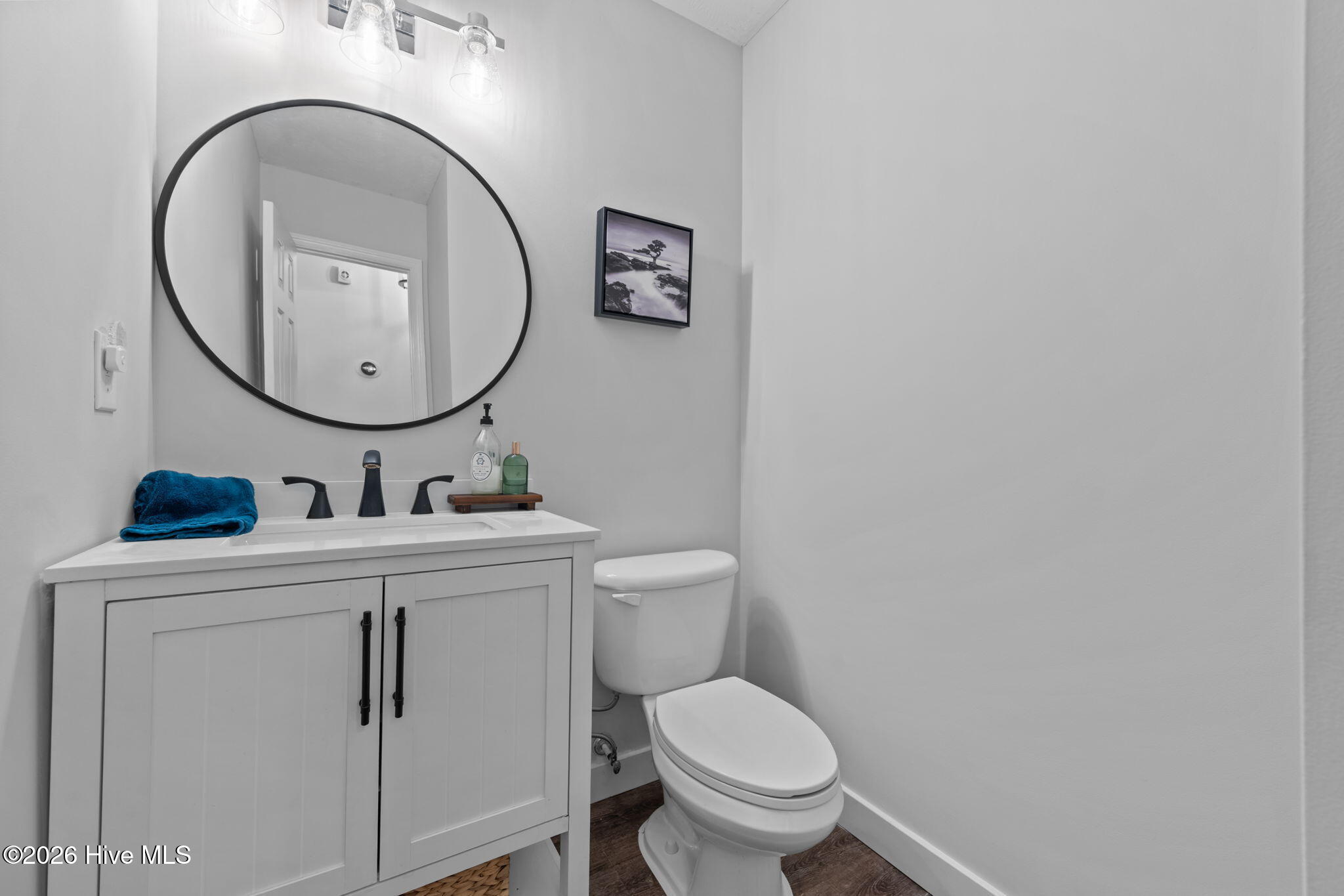 100557121 | Photo 24