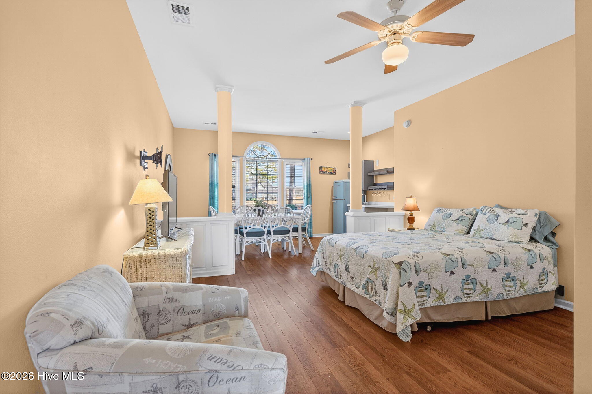 100558580 | Photo 19