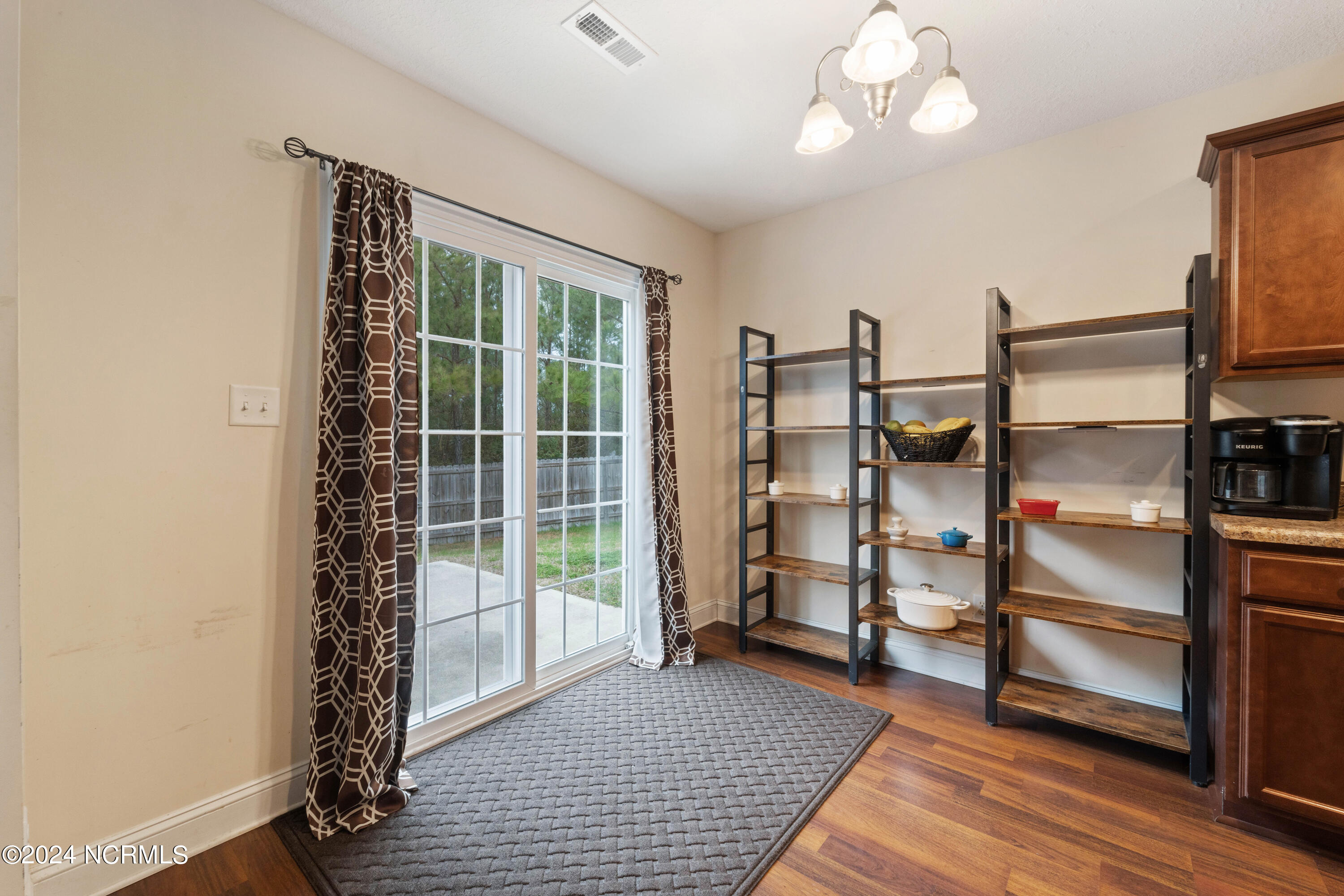 318 Old Snap Dragon Court, Jacksonville, NC, 28546