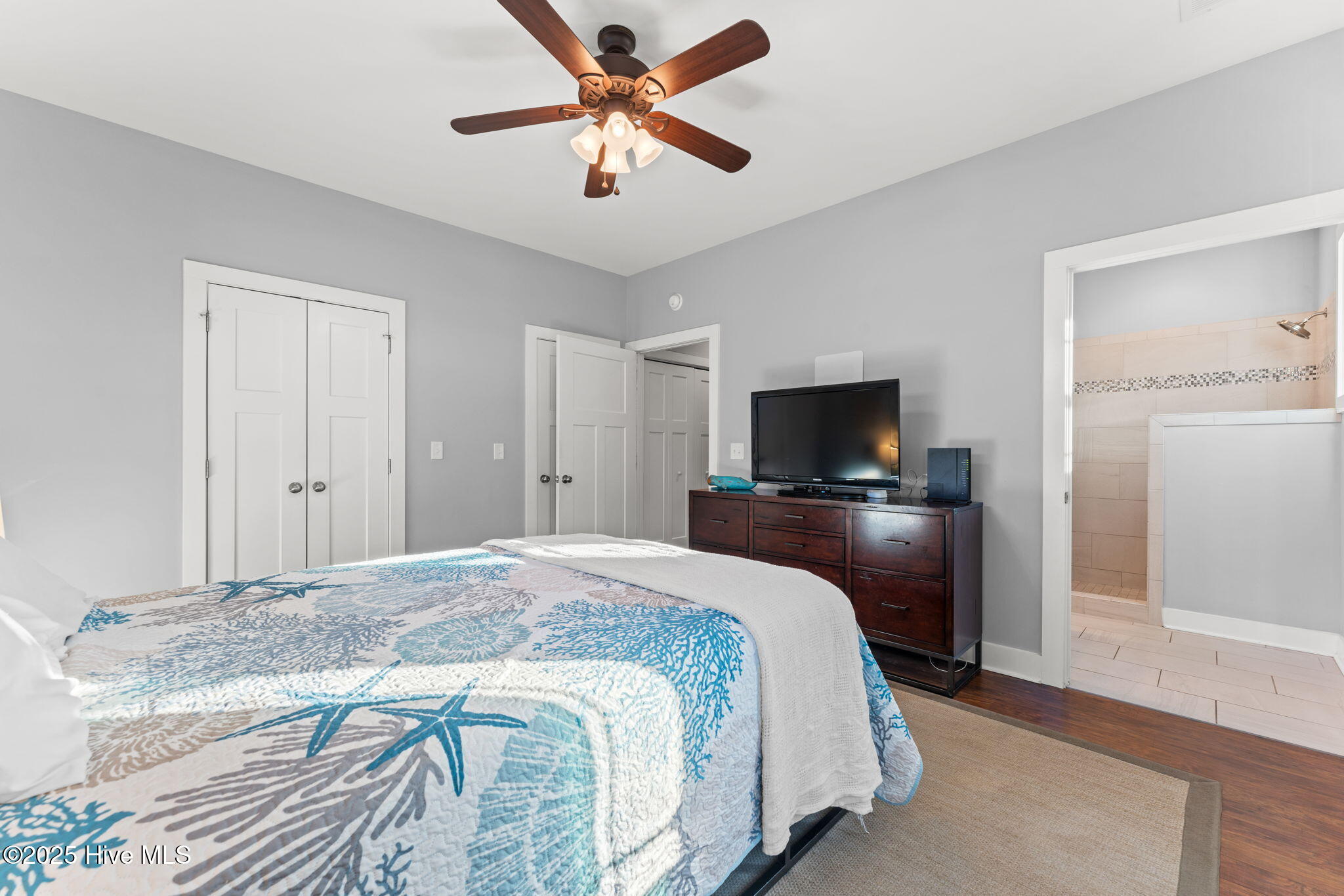 100545093 | Photo 17