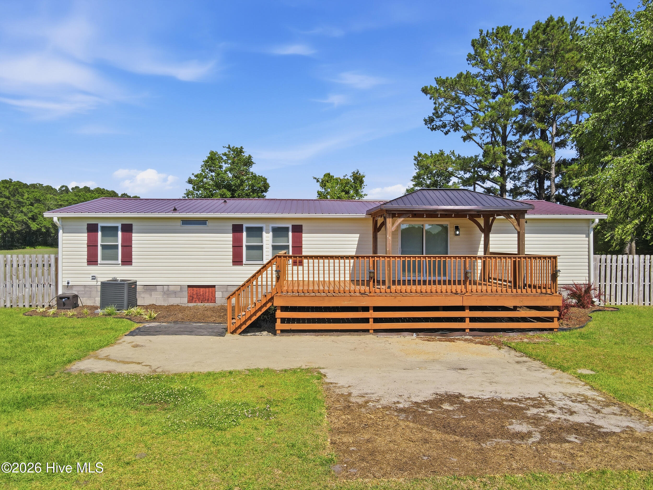 1135 State Camp Road,Vanceboro