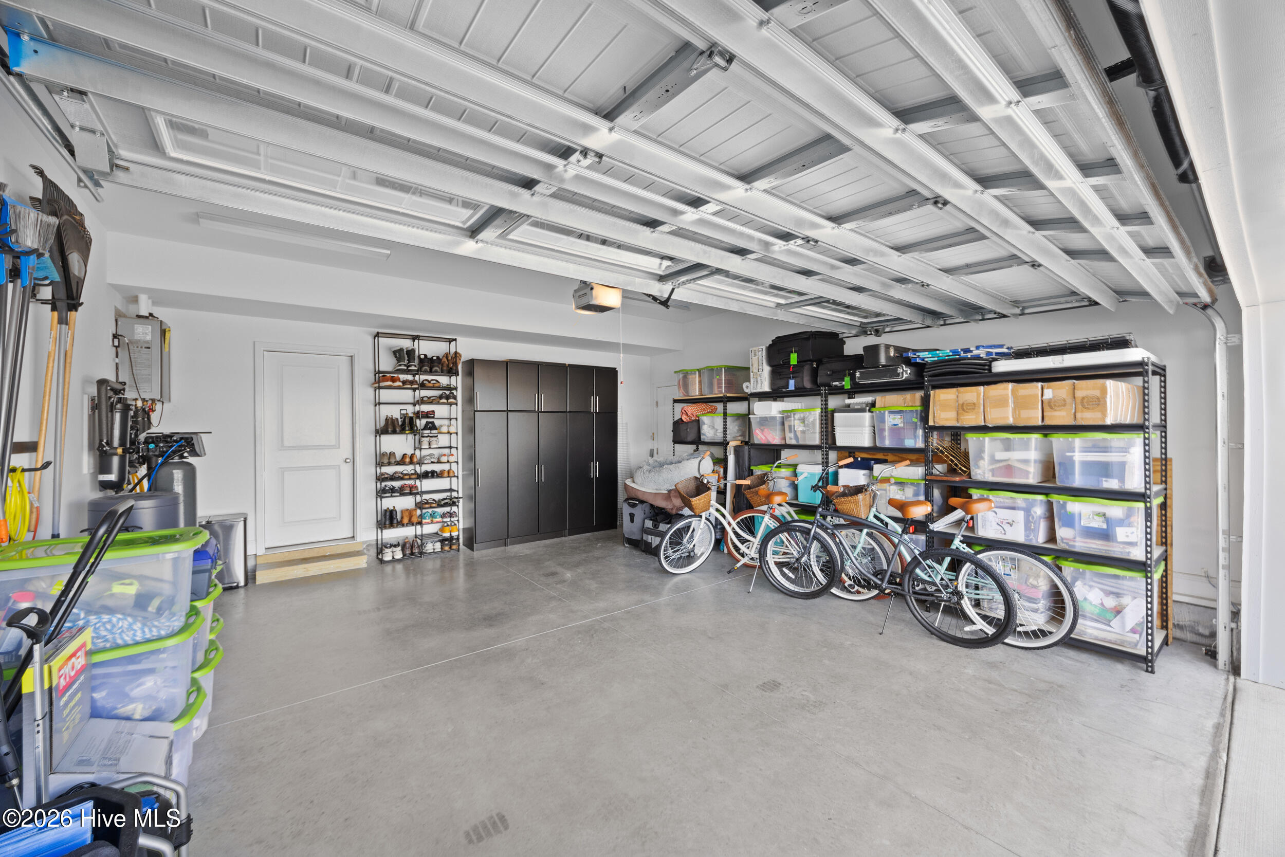 100555397 | Photo 67