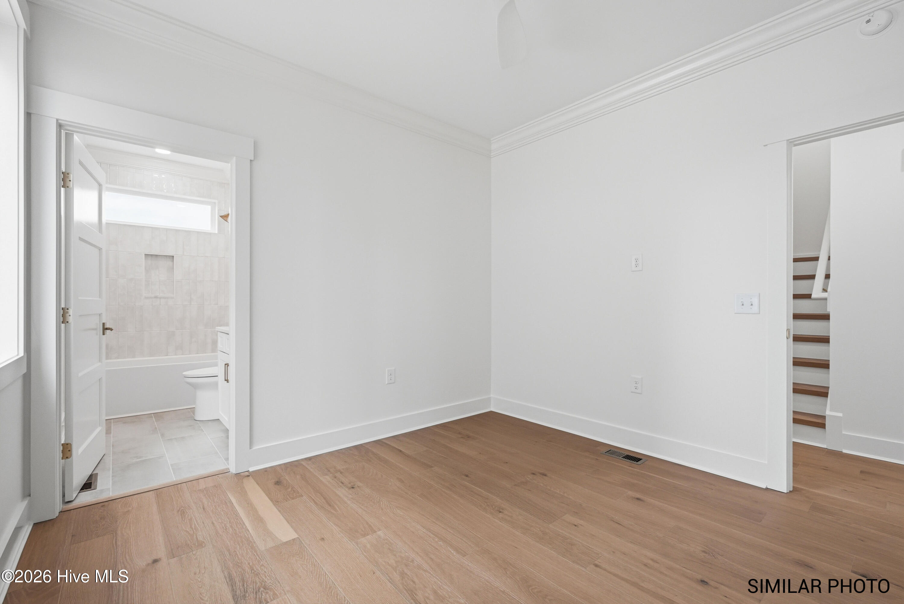 100508021 | Photo 38