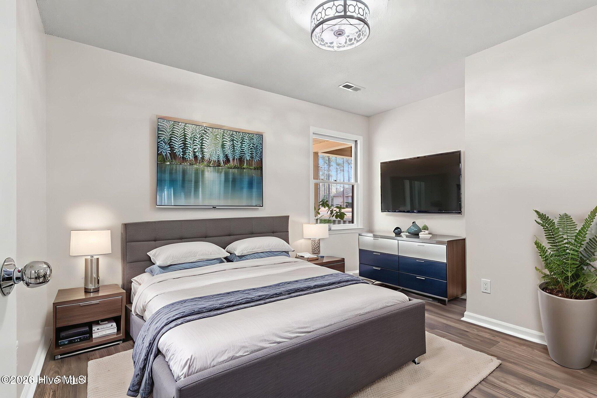 100547566 | Photo 25