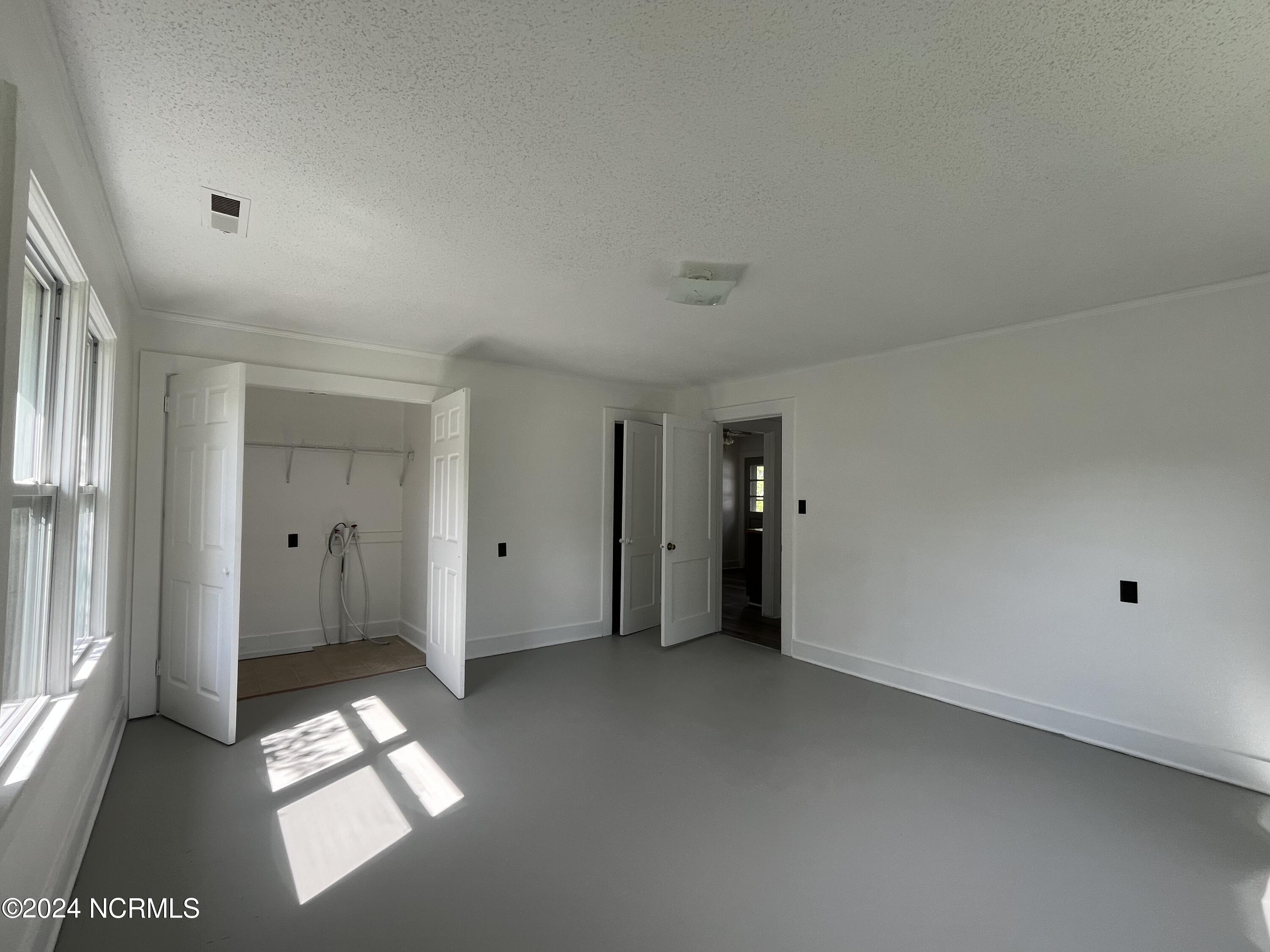 100564112 | Photo 15