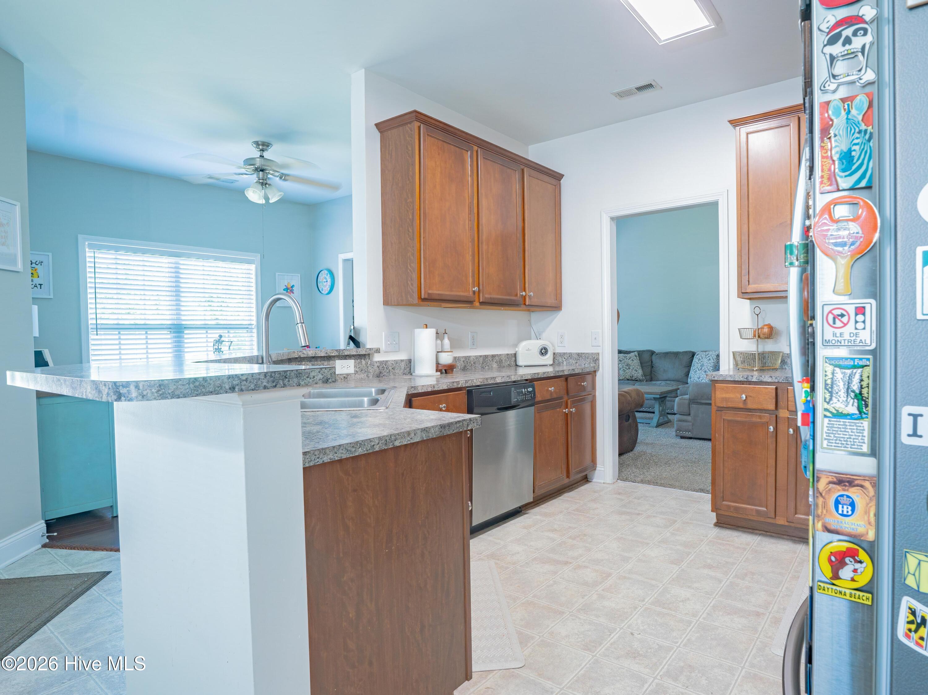 234 Emerald Ridge Road, Jacksonville, NC 28546 – photo 10: C5M01931-HDR