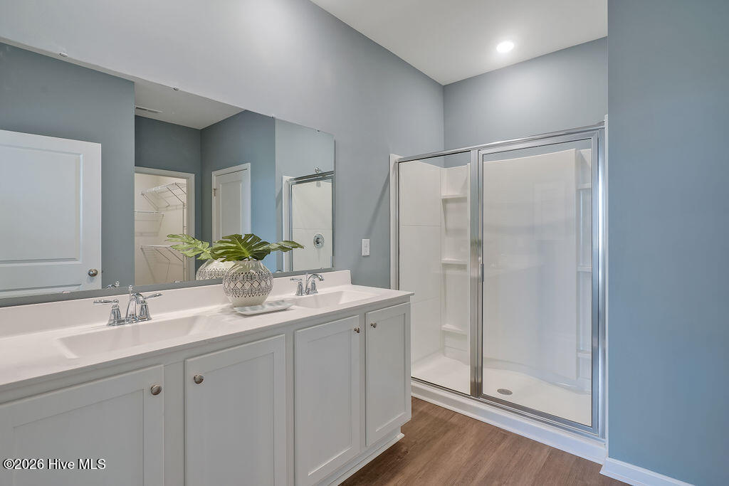 100541581 | Photo 14