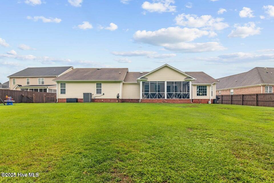 100554498 | Photo 55