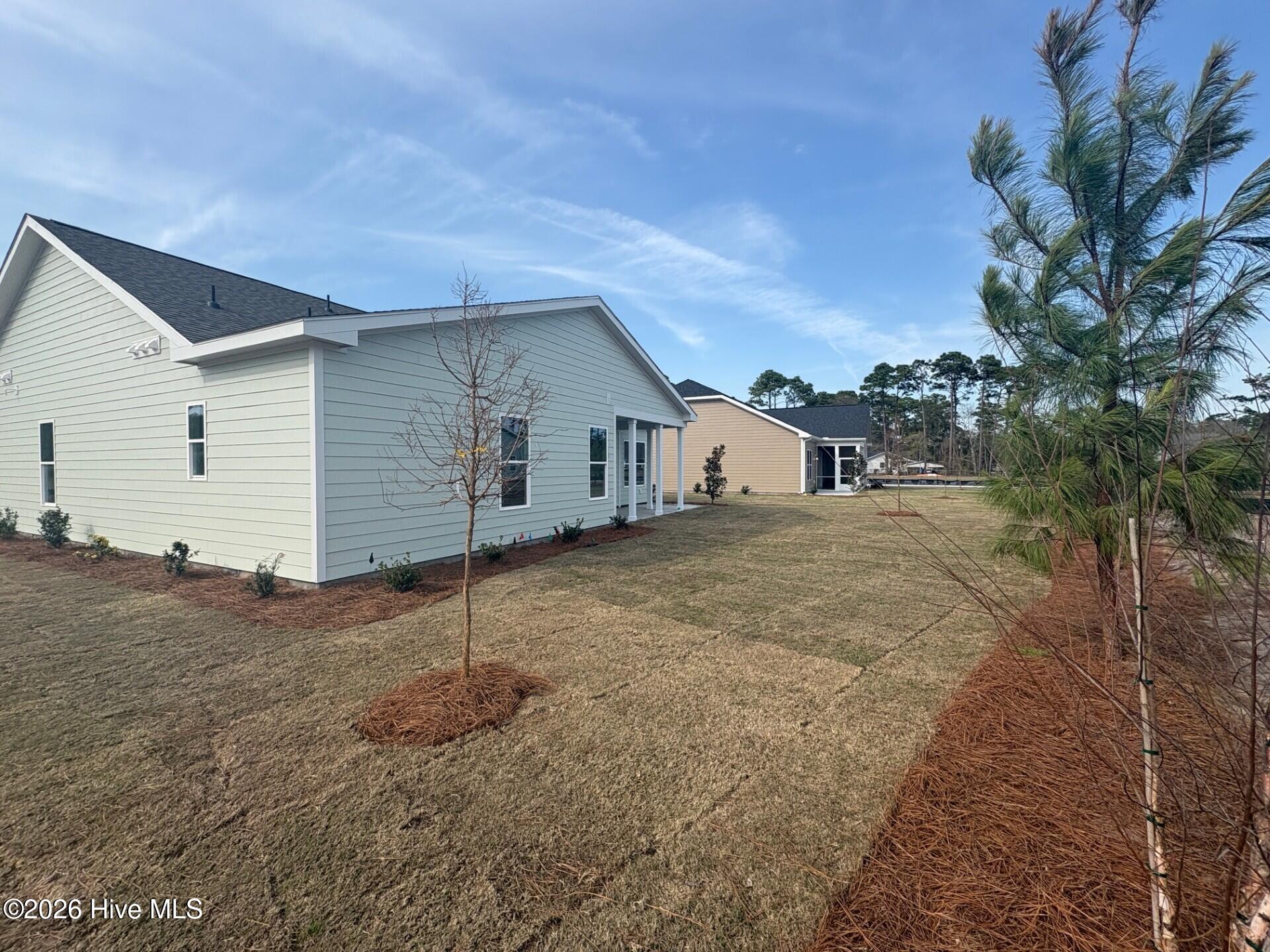 100556601 | Photo 16