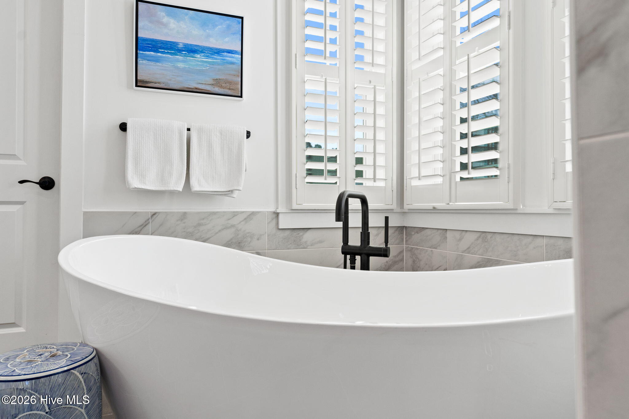 100550419 | Photo 21