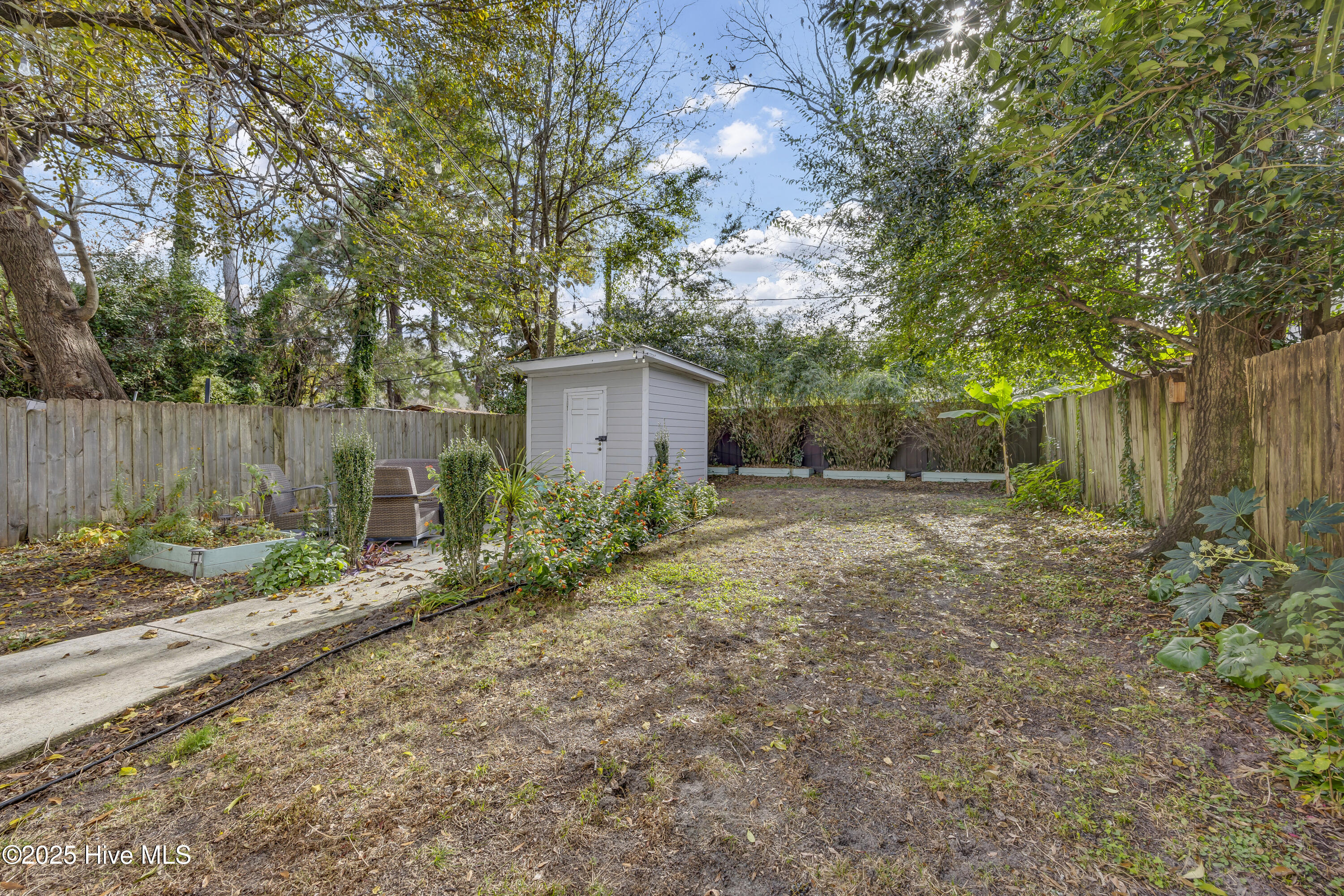 100543572 | Photo 28