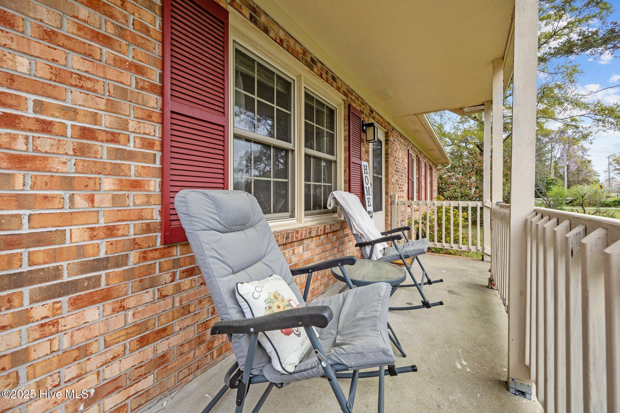 250 Ernest Gurganus Road, Jacksonville, NC 28540 – photo 17: 21-web-or-mls-IMG_2144