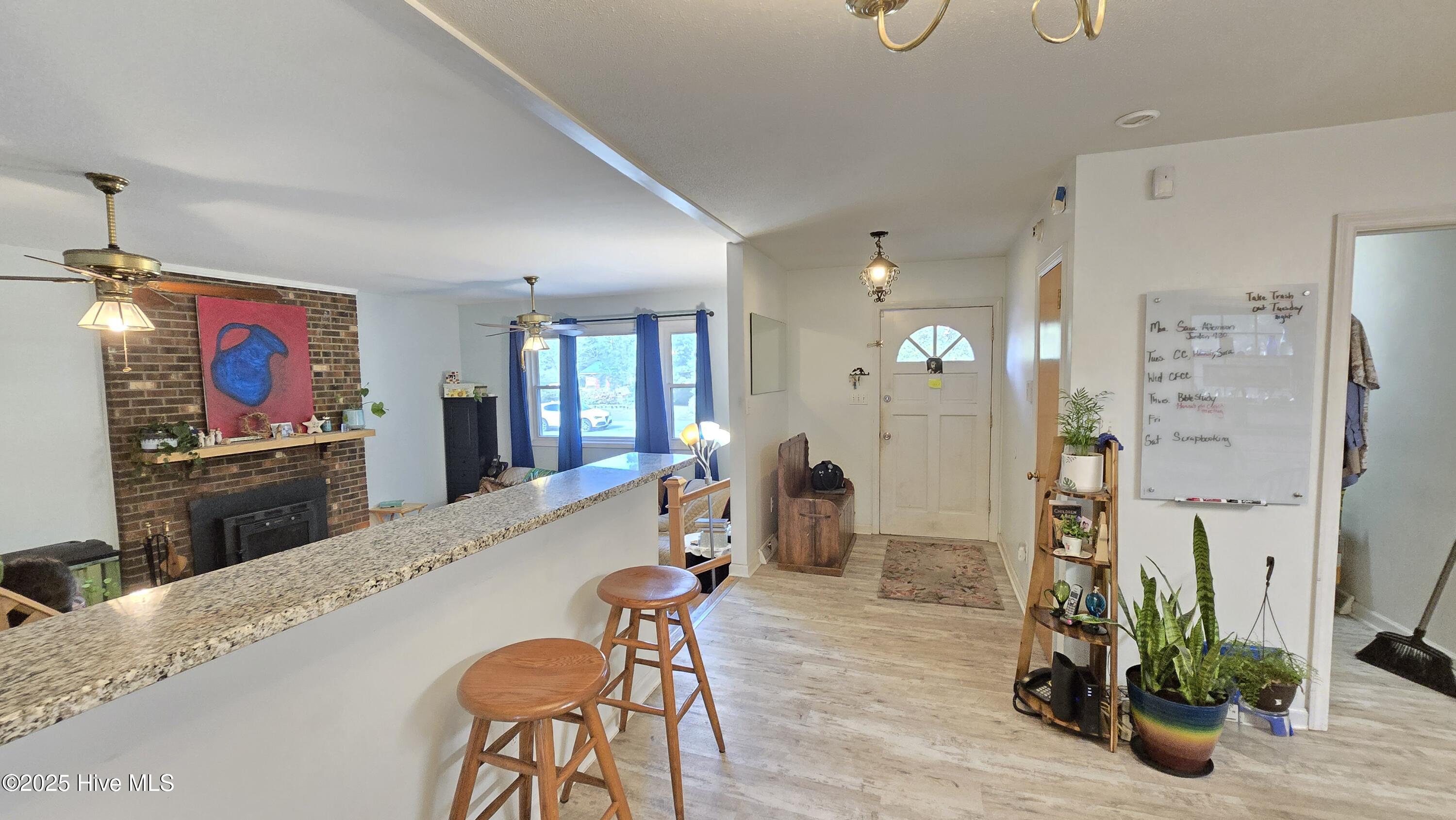 100499907 | Photo 10