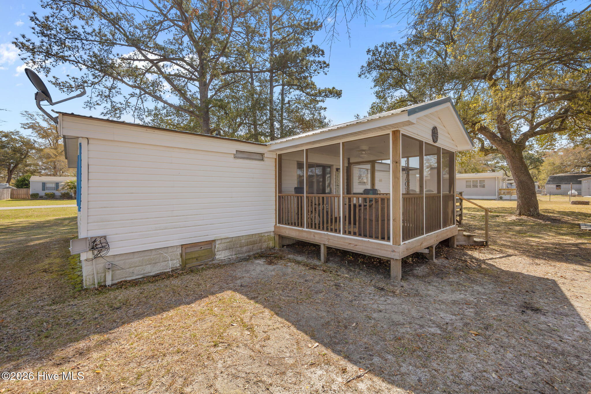 100564054 | Photo 32