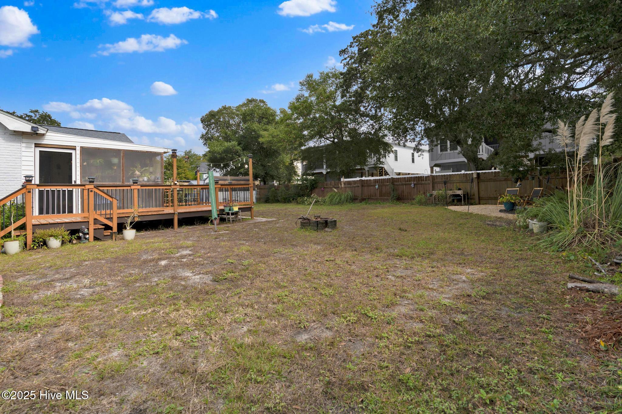 100540087 | Photo 39