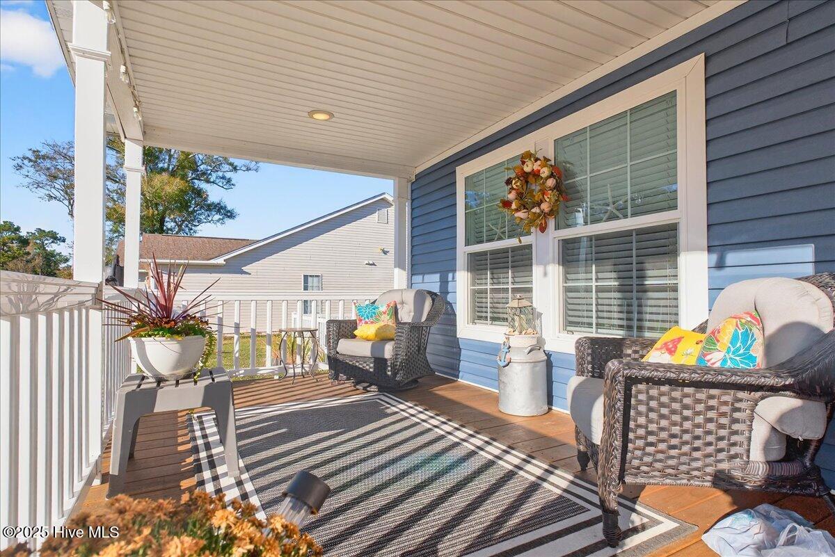 100540840 | Photo 37