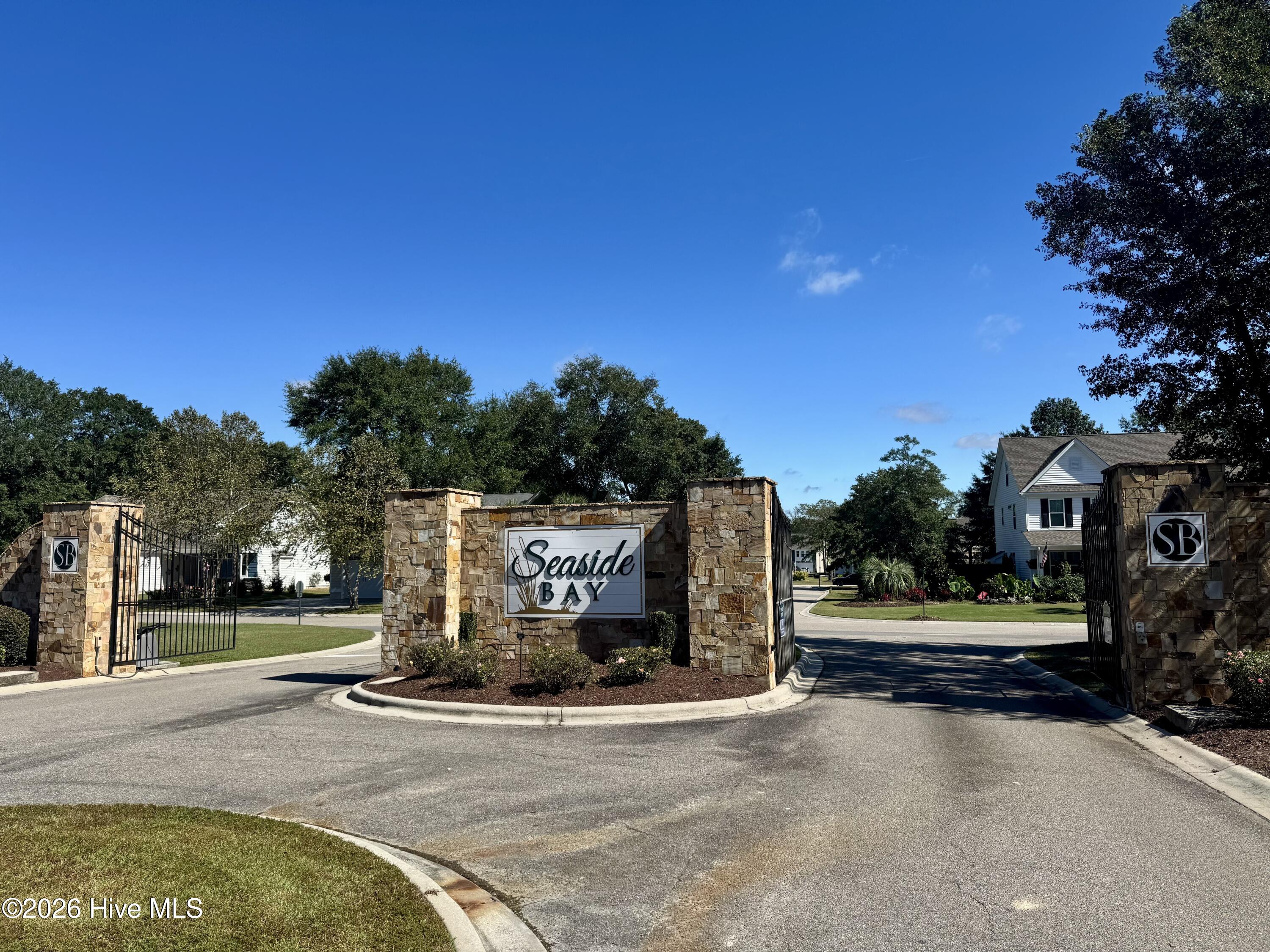 100551316 | Photo 15